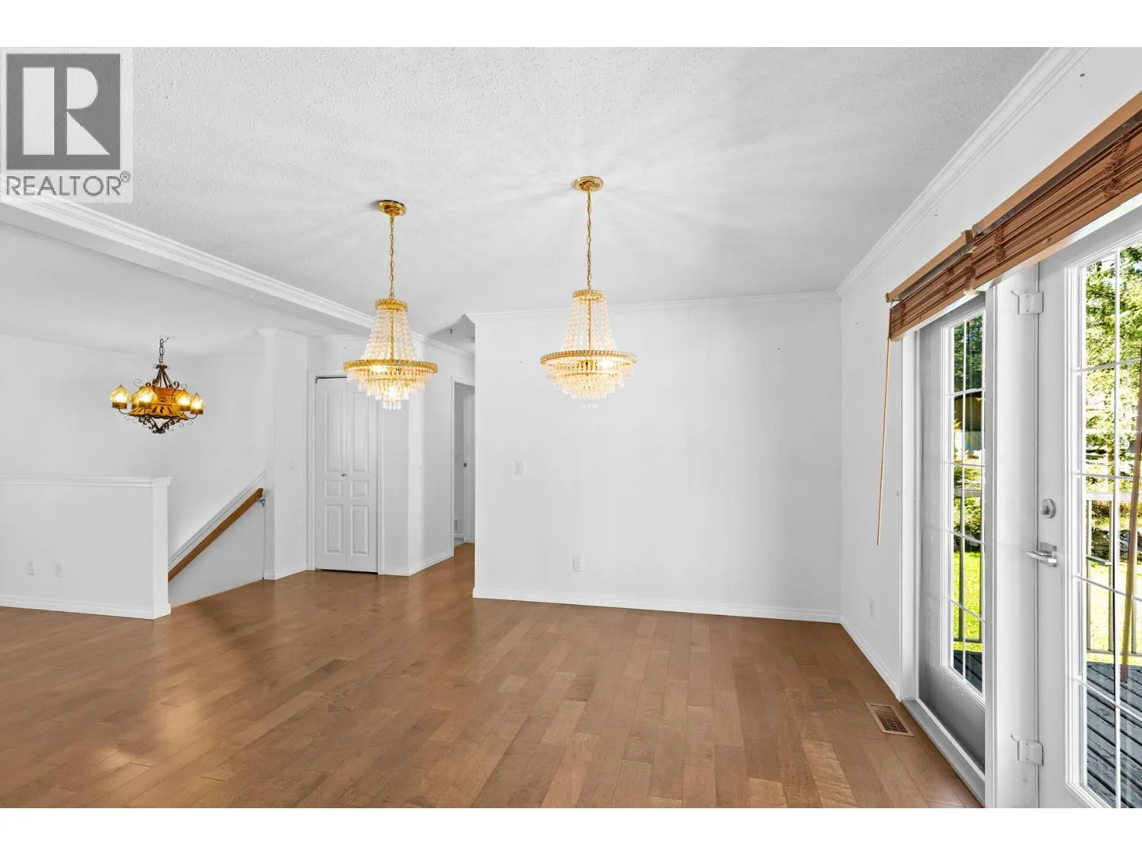 1261 Main Street