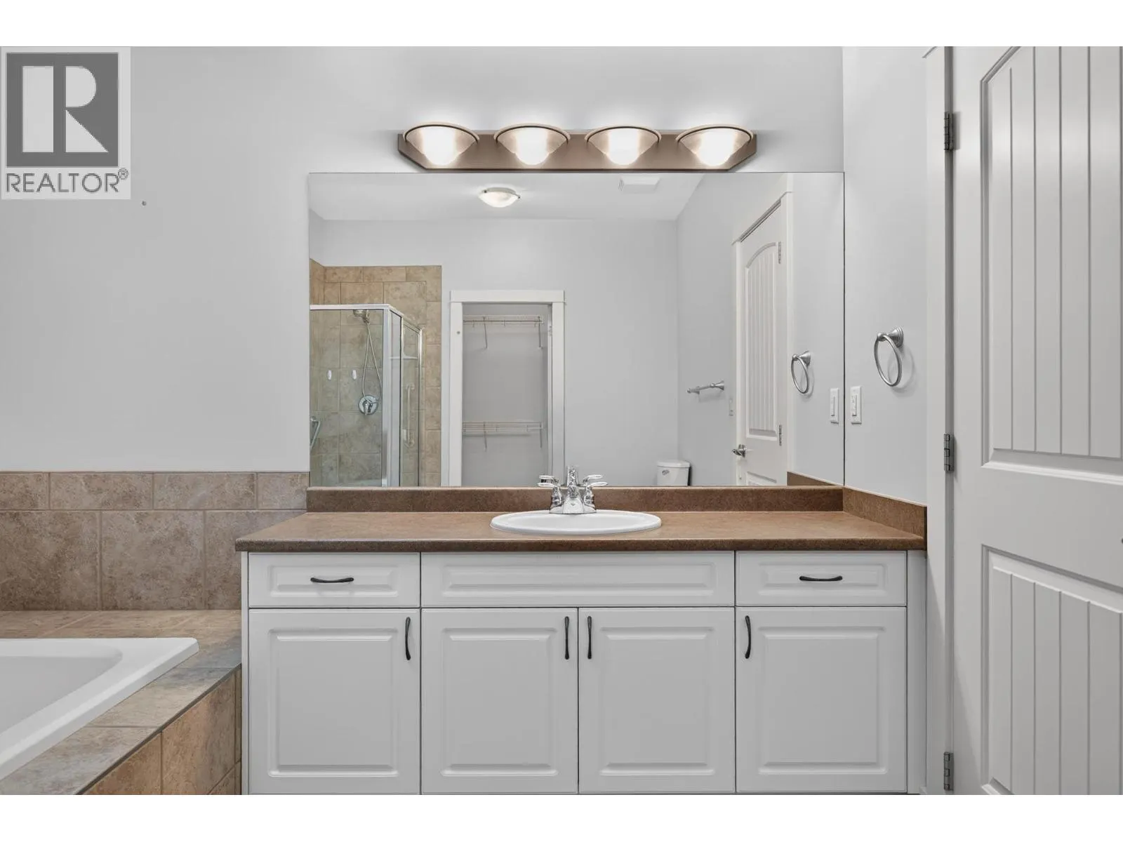 901 Middleton Way Unit# 109 Lot# 9
