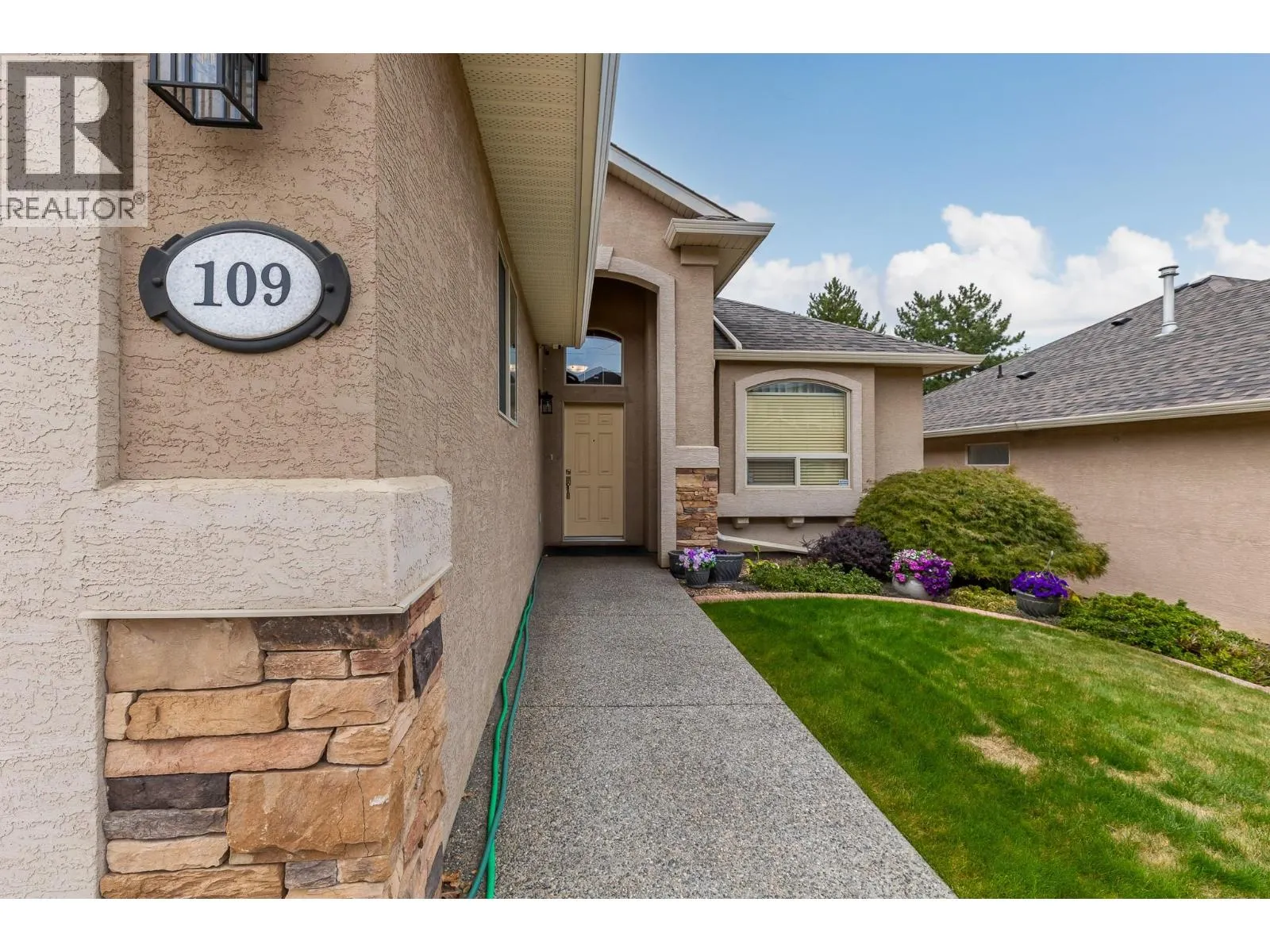 901 Middleton Way Unit# 109 Lot# 9