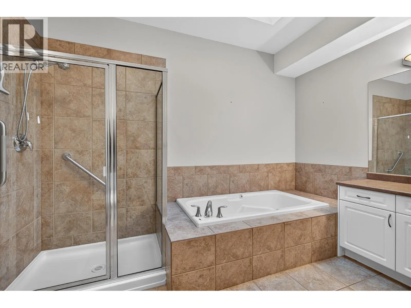 901 Middleton Way Unit# 109 Lot# 9