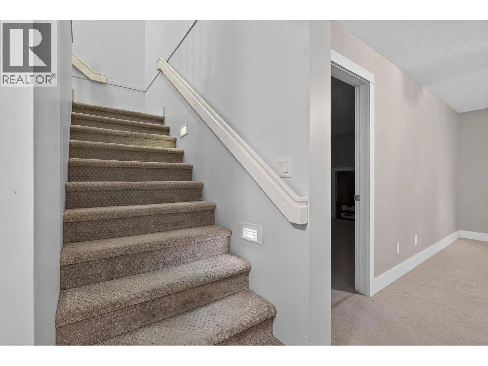 901 Middleton Way Unit# 109 Lot# 9