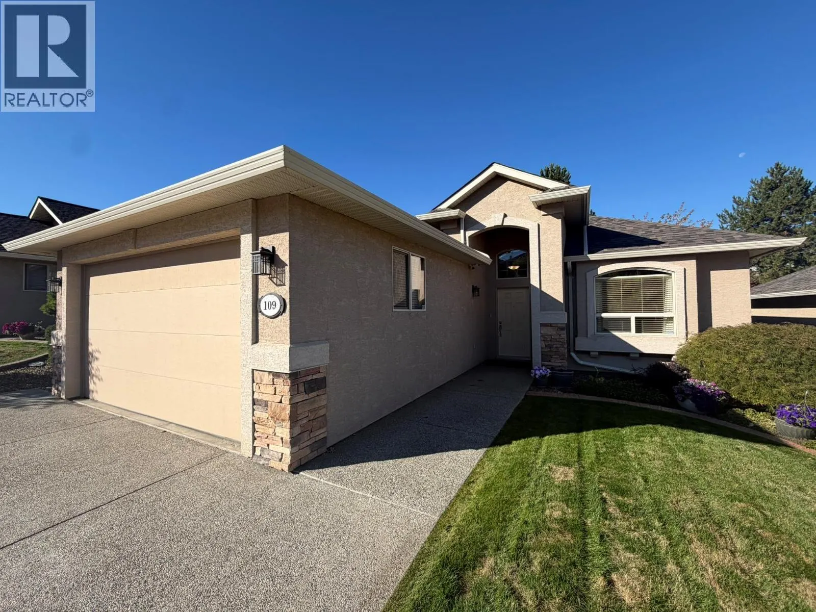 901 Middleton Way Unit# 109 Lot# 9