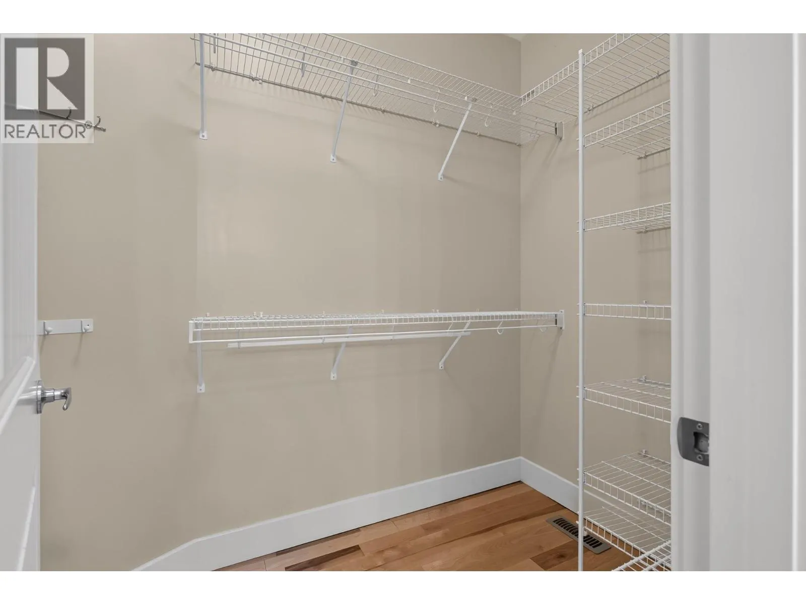 901 Middleton Way Unit# 109 Lot# 9