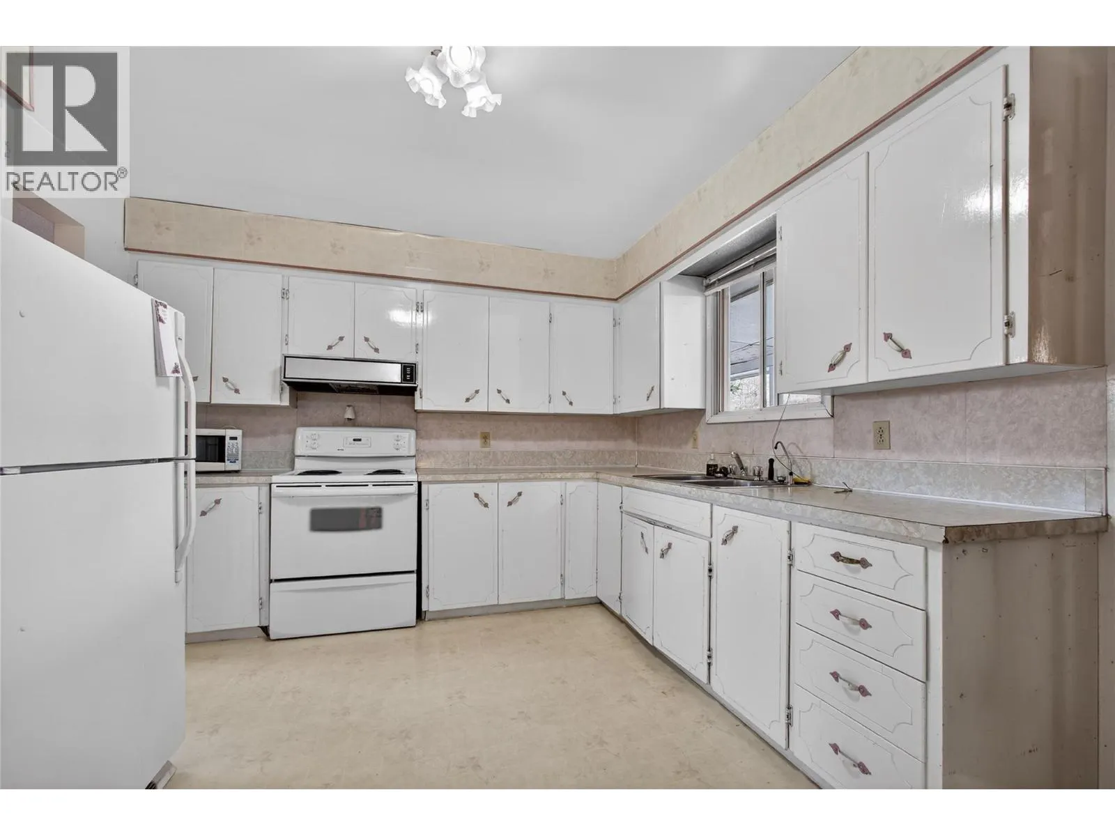10114 Newene Road