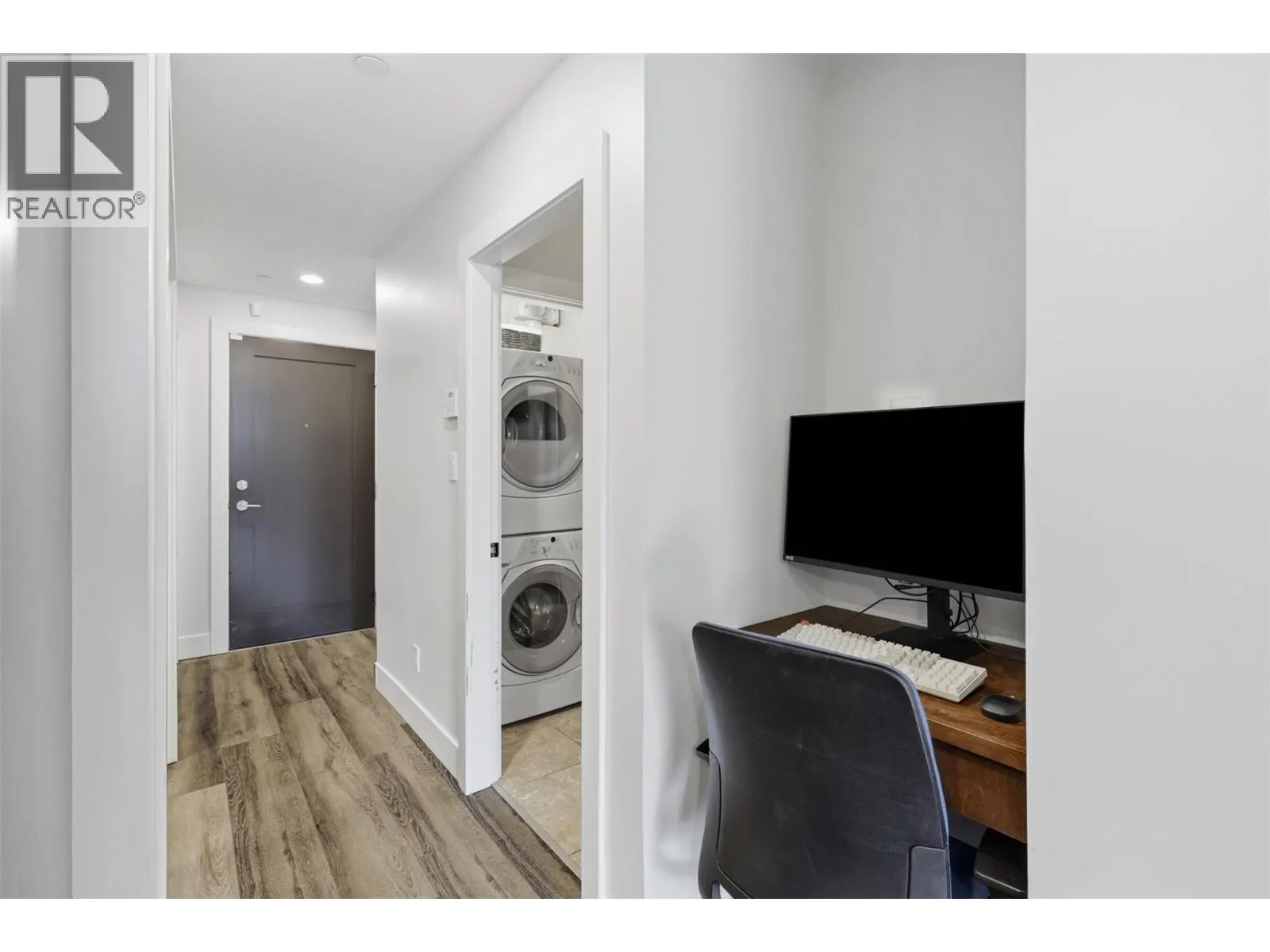 460 5th Avenue Unit# 201