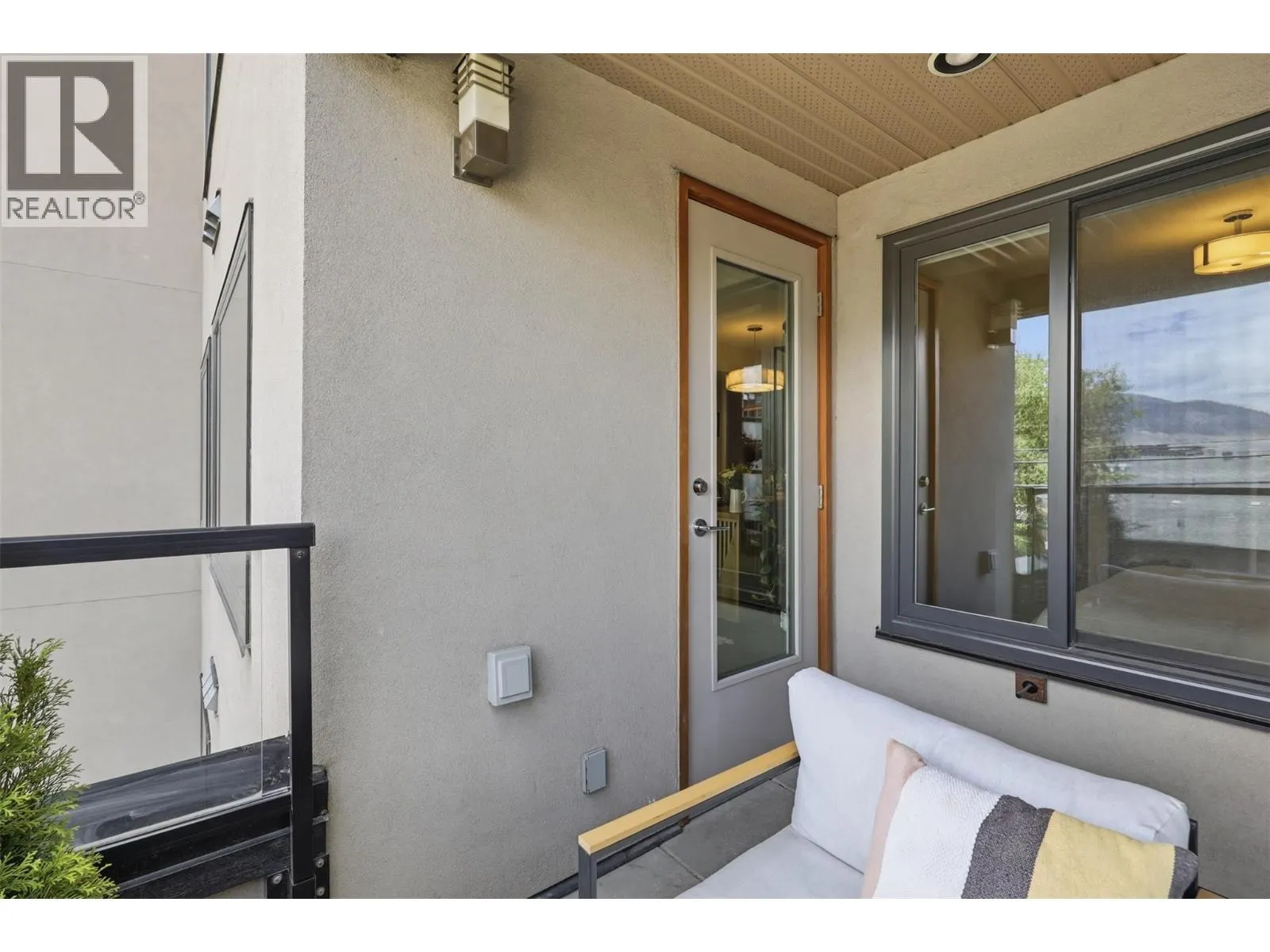 460 5th Avenue Unit# 201