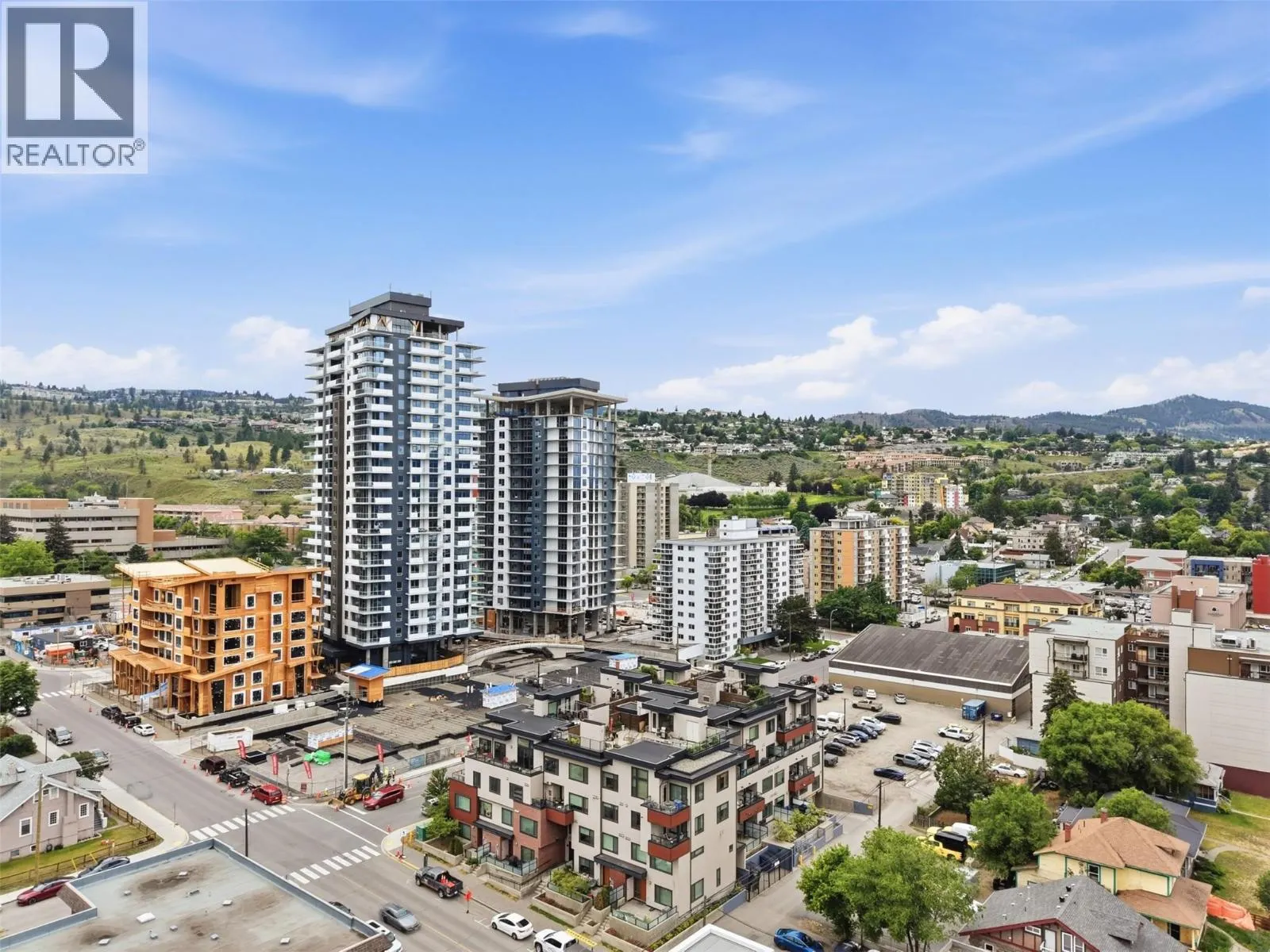 460 5th Avenue Unit# 201