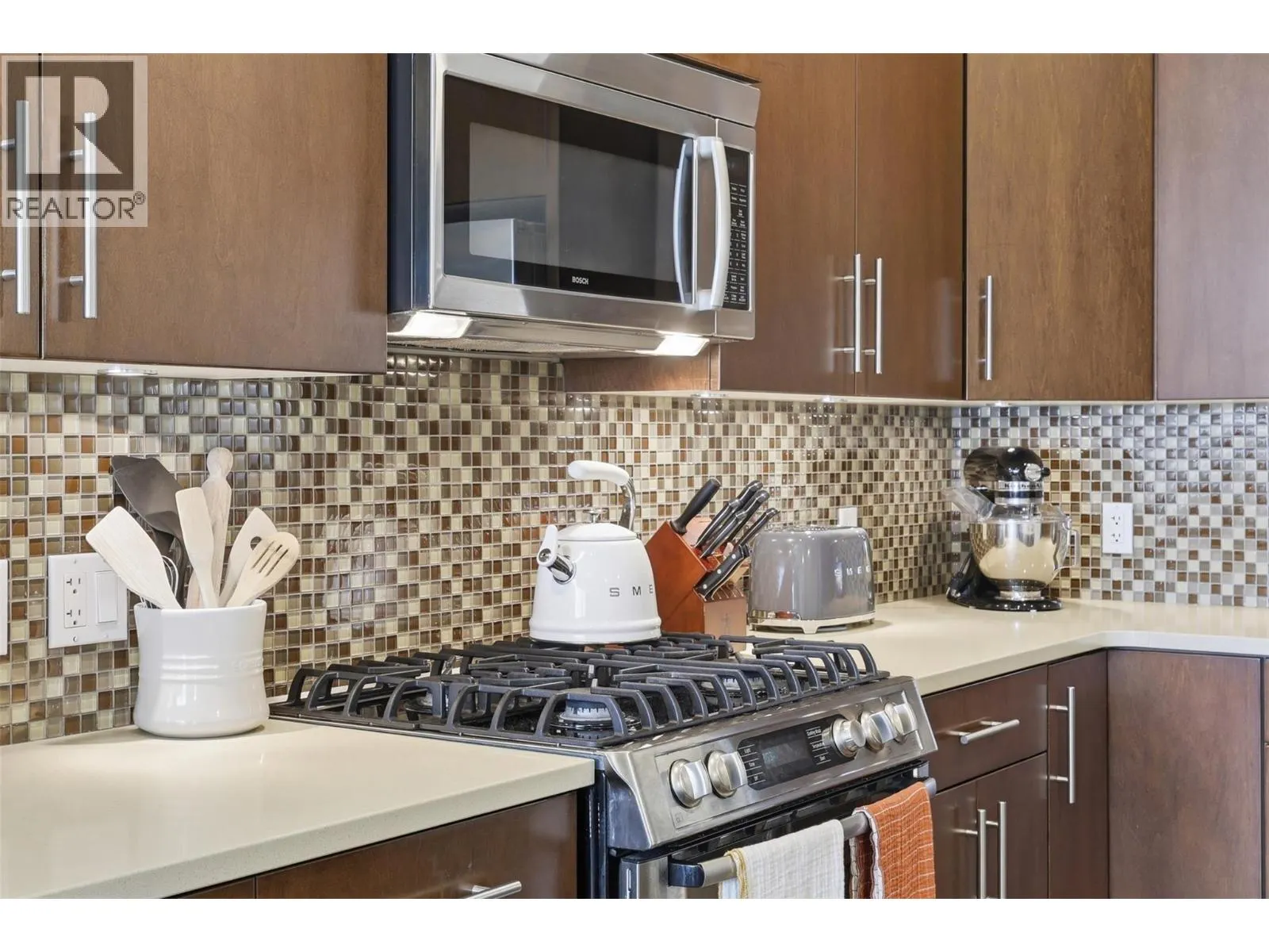 460 5th Avenue Unit# 201