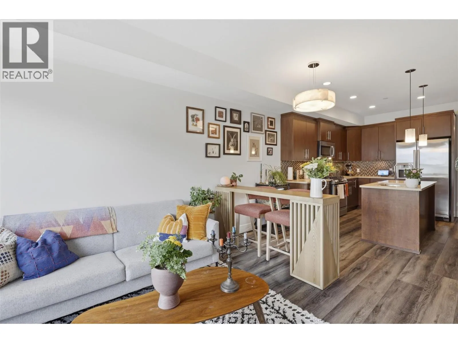 460 5th Avenue Unit# 201