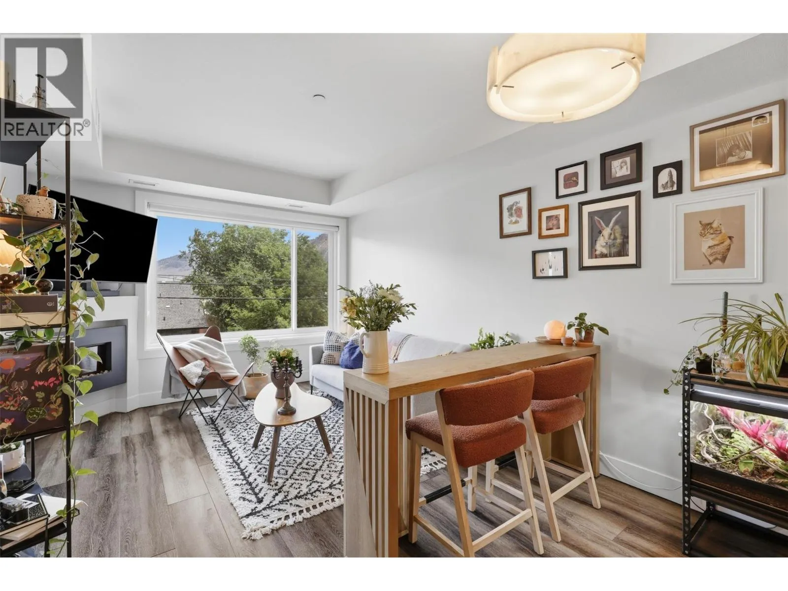 460 5th Avenue Unit# 201