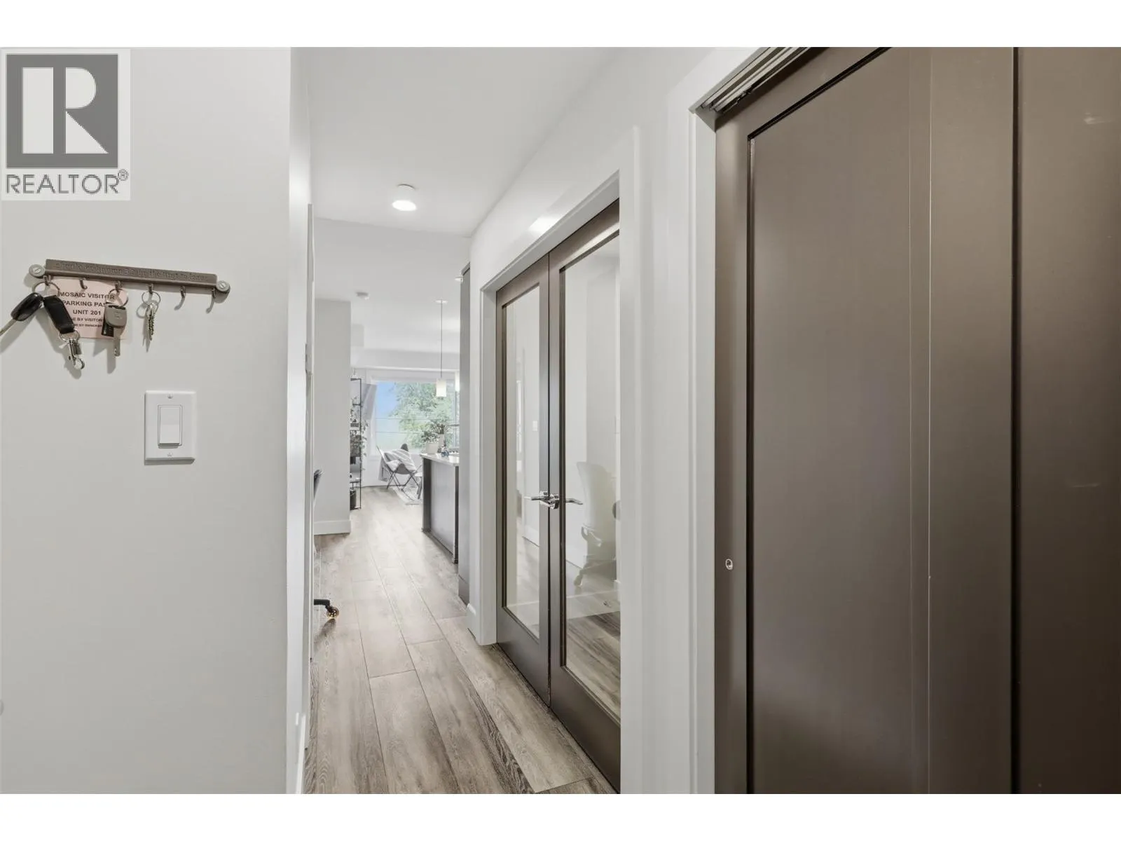 460 5th Avenue Unit# 201
