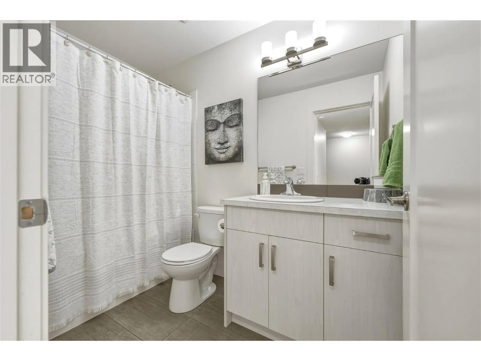 933 Mt Robson Place Unit# 25