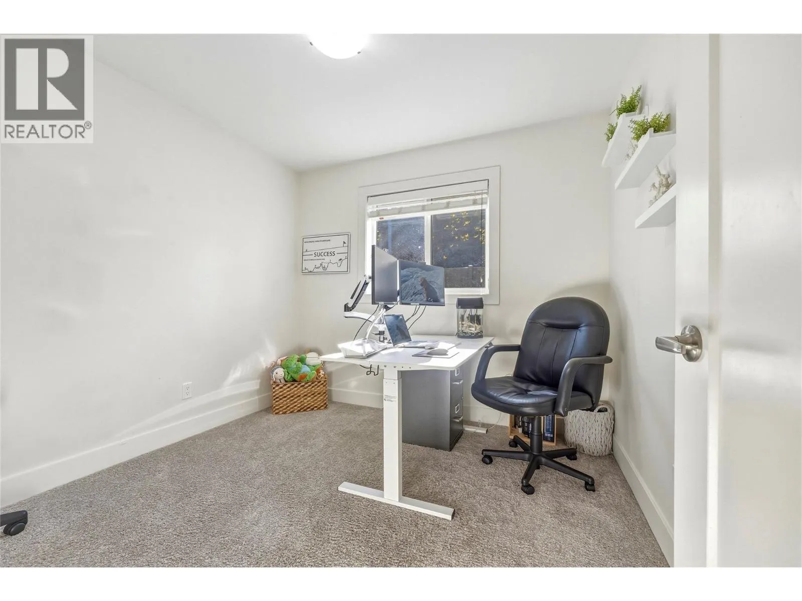 933 Mt Robson Place Unit# 25