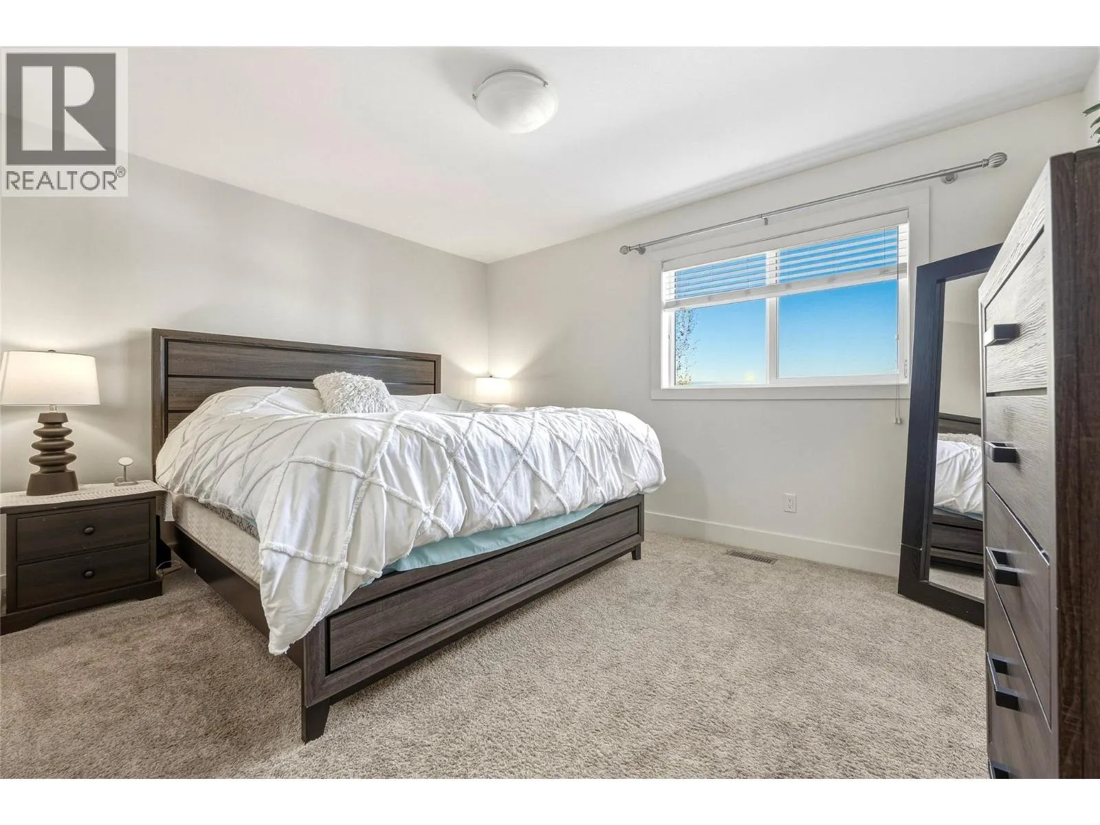933 Mt Robson Place Unit# 25