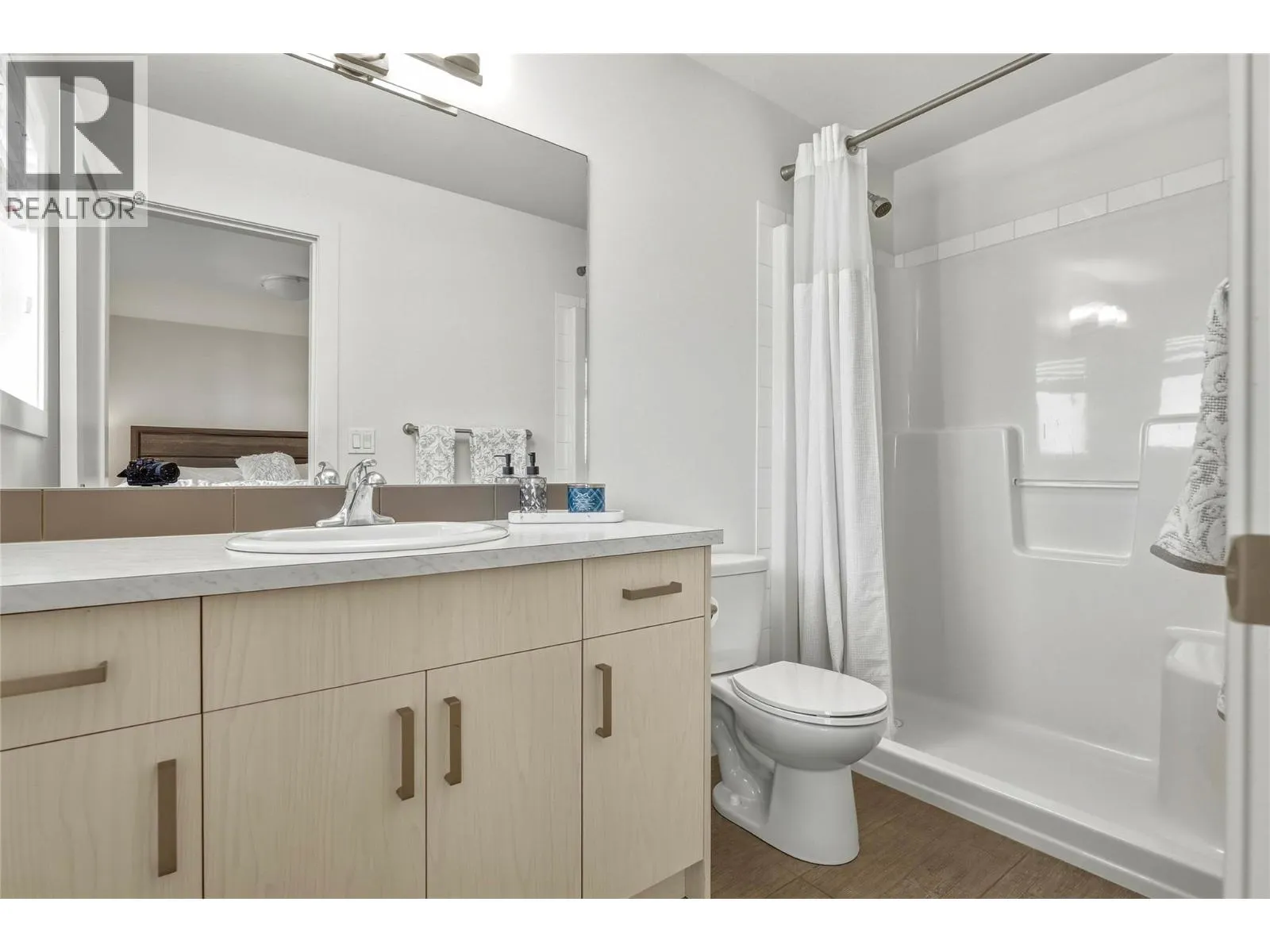 933 Mt Robson Place Unit# 25