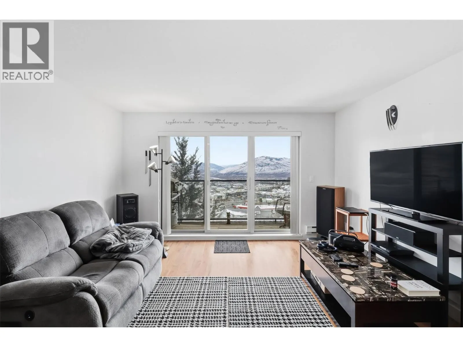 1110 HUGH ALLAN Drive Unit# 5