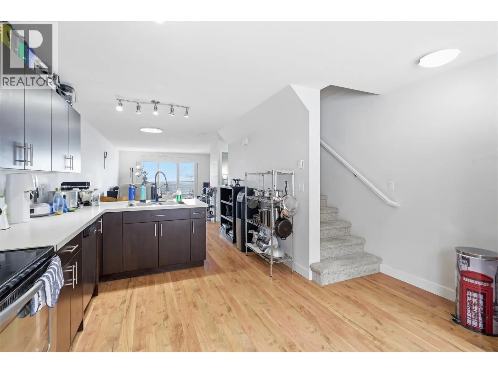 1110 HUGH ALLAN Drive Unit# 5