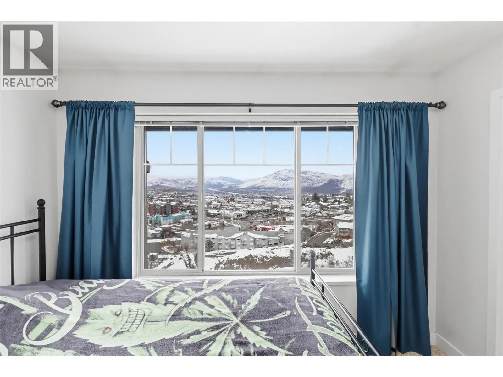 1110 HUGH ALLAN Drive Unit# 5
