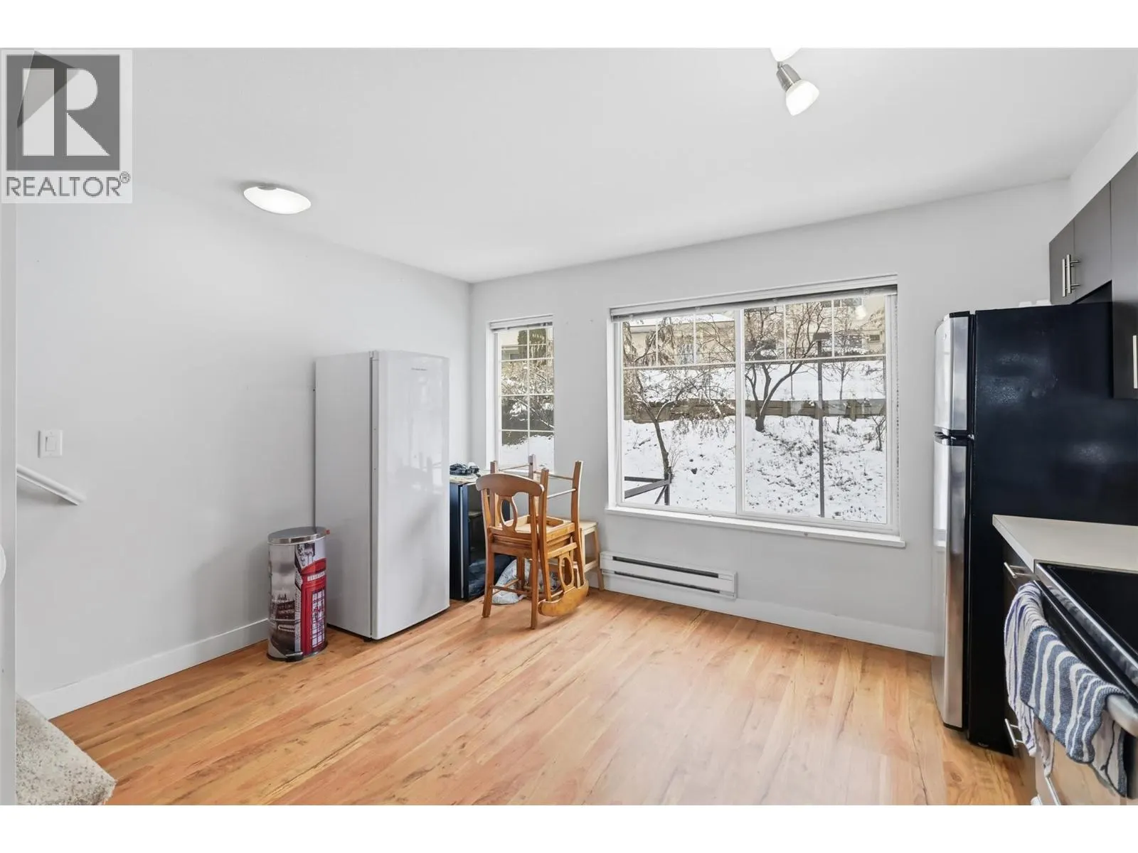 1110 HUGH ALLAN Drive Unit# 5