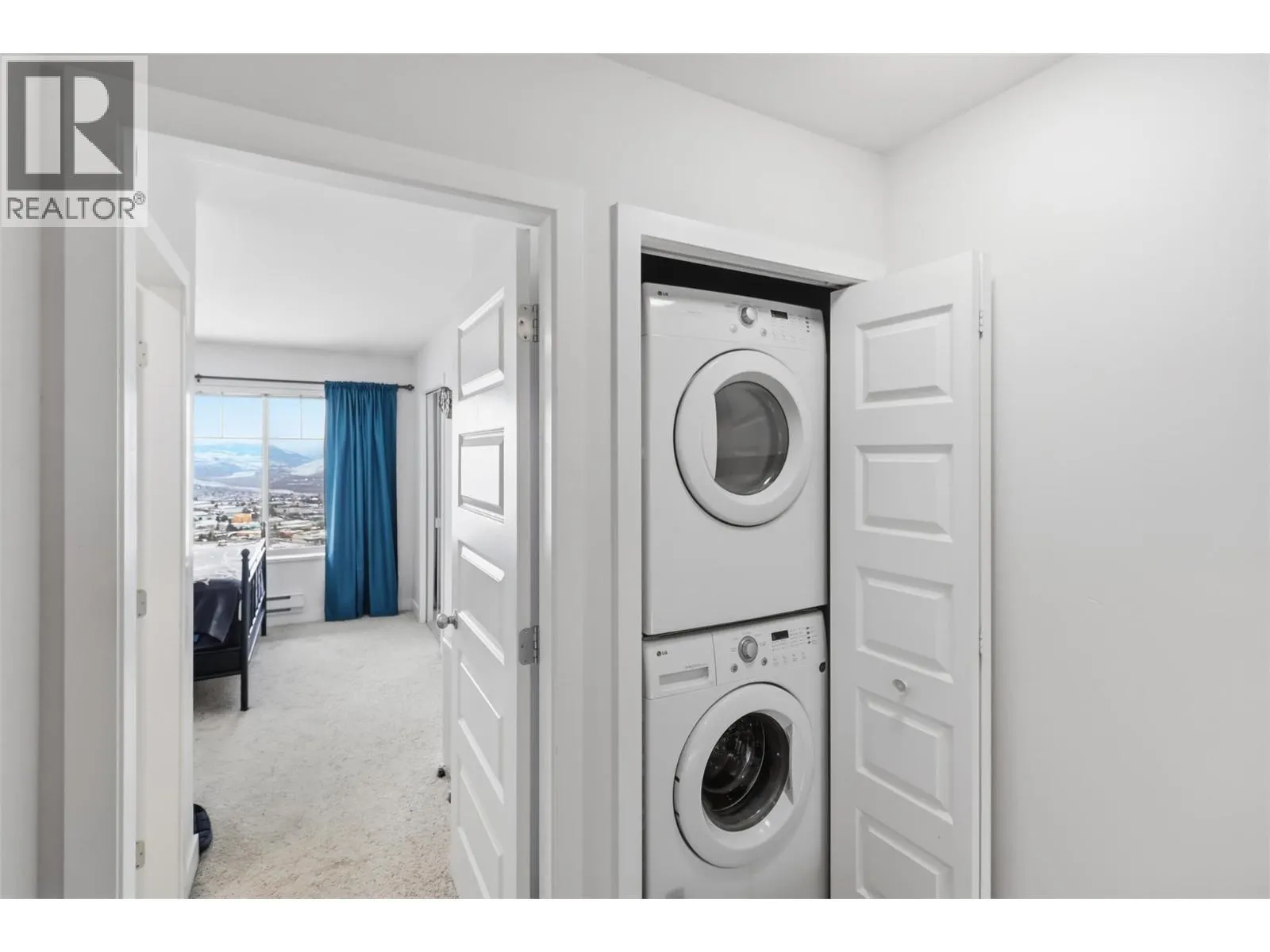 1110 HUGH ALLAN Drive Unit# 5