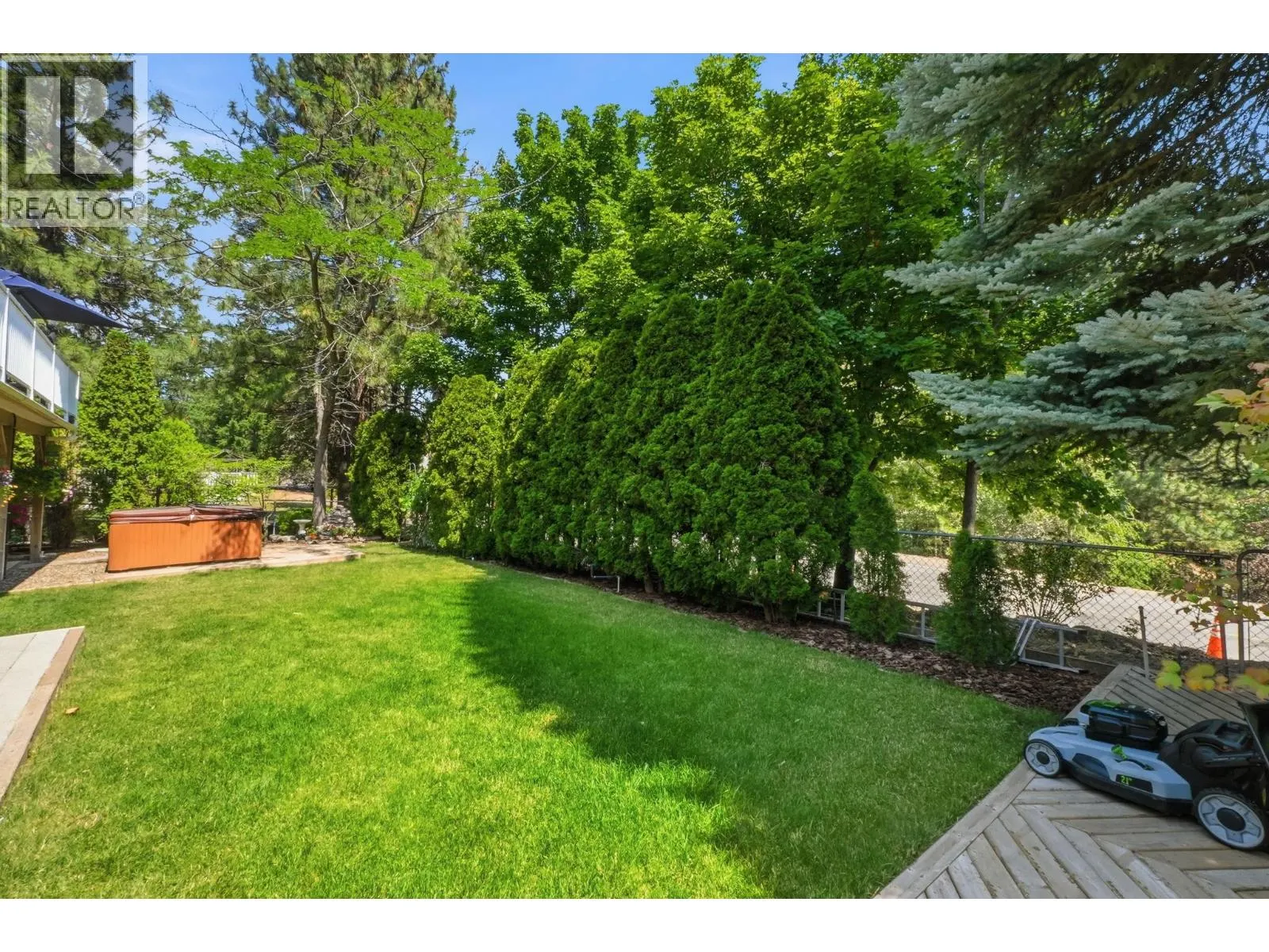 1977 Covington Crescent