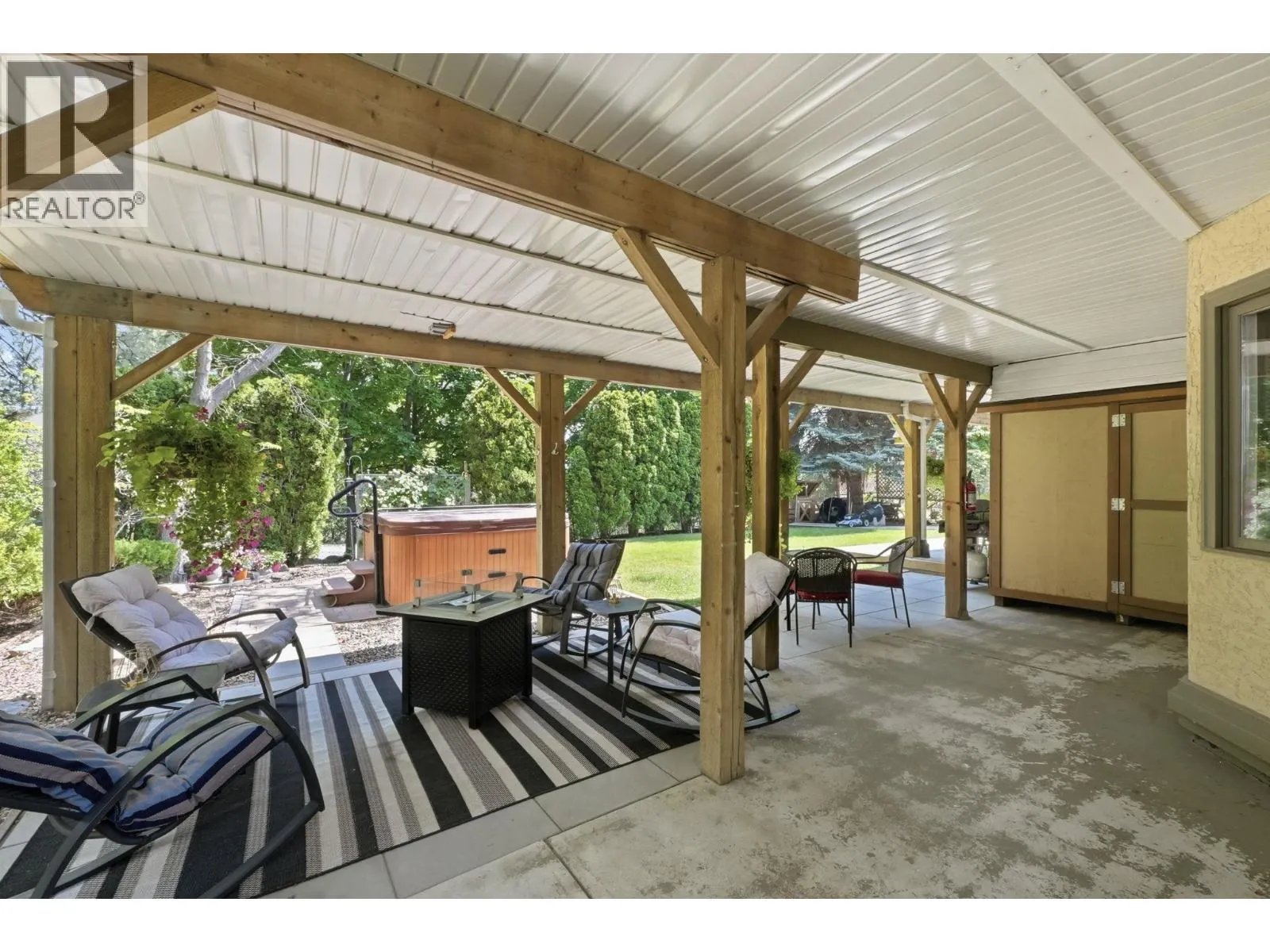 1977 Covington Crescent