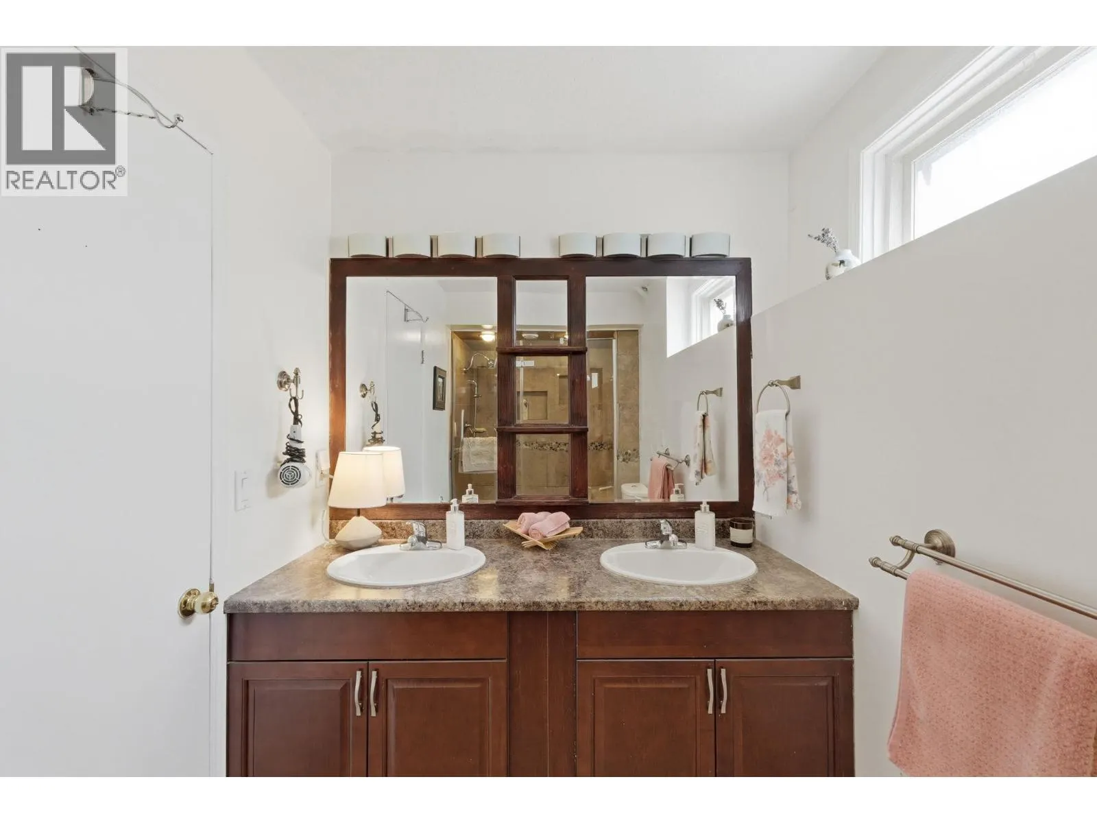 1977 Covington Crescent