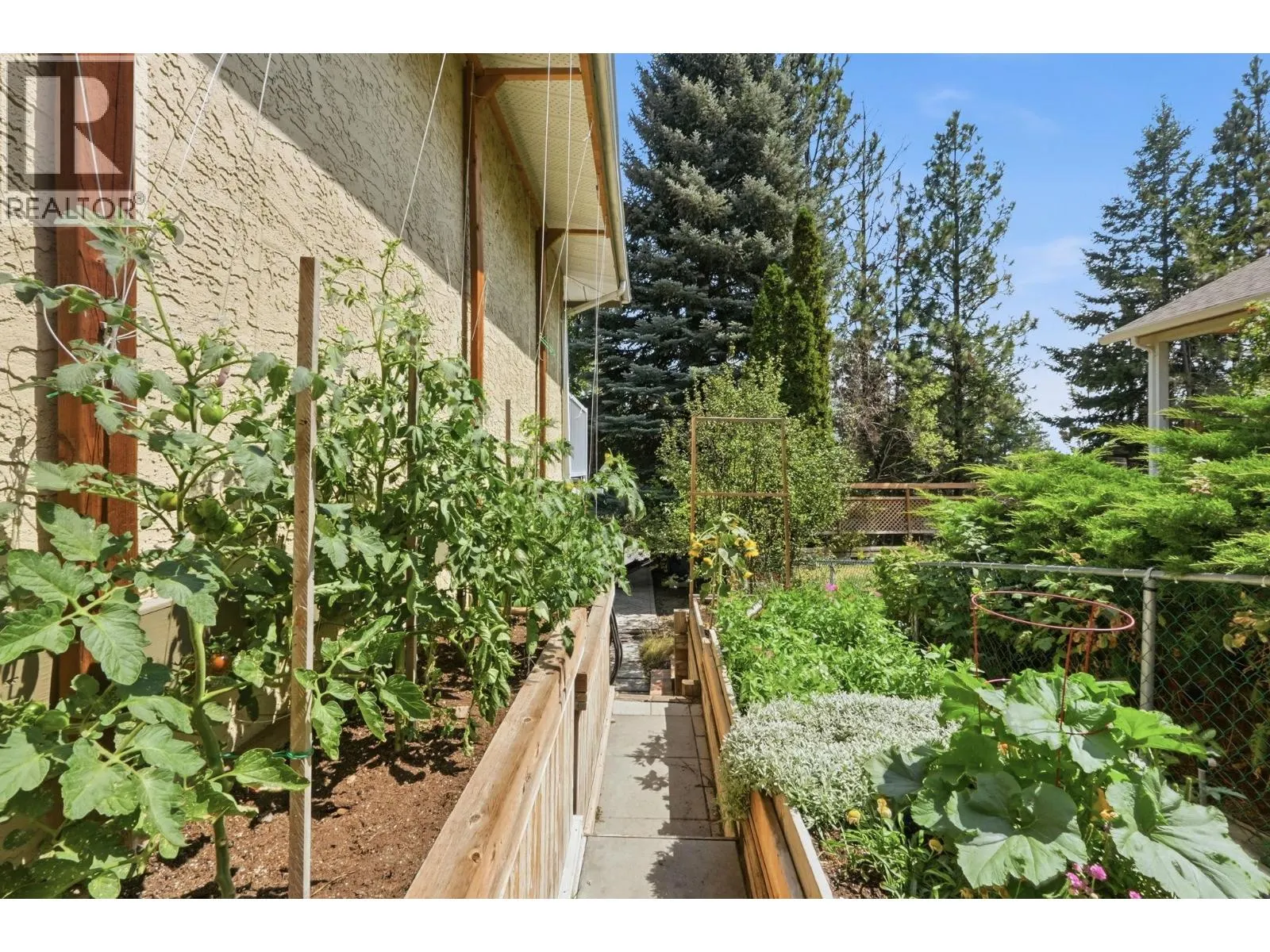 1977 Covington Crescent