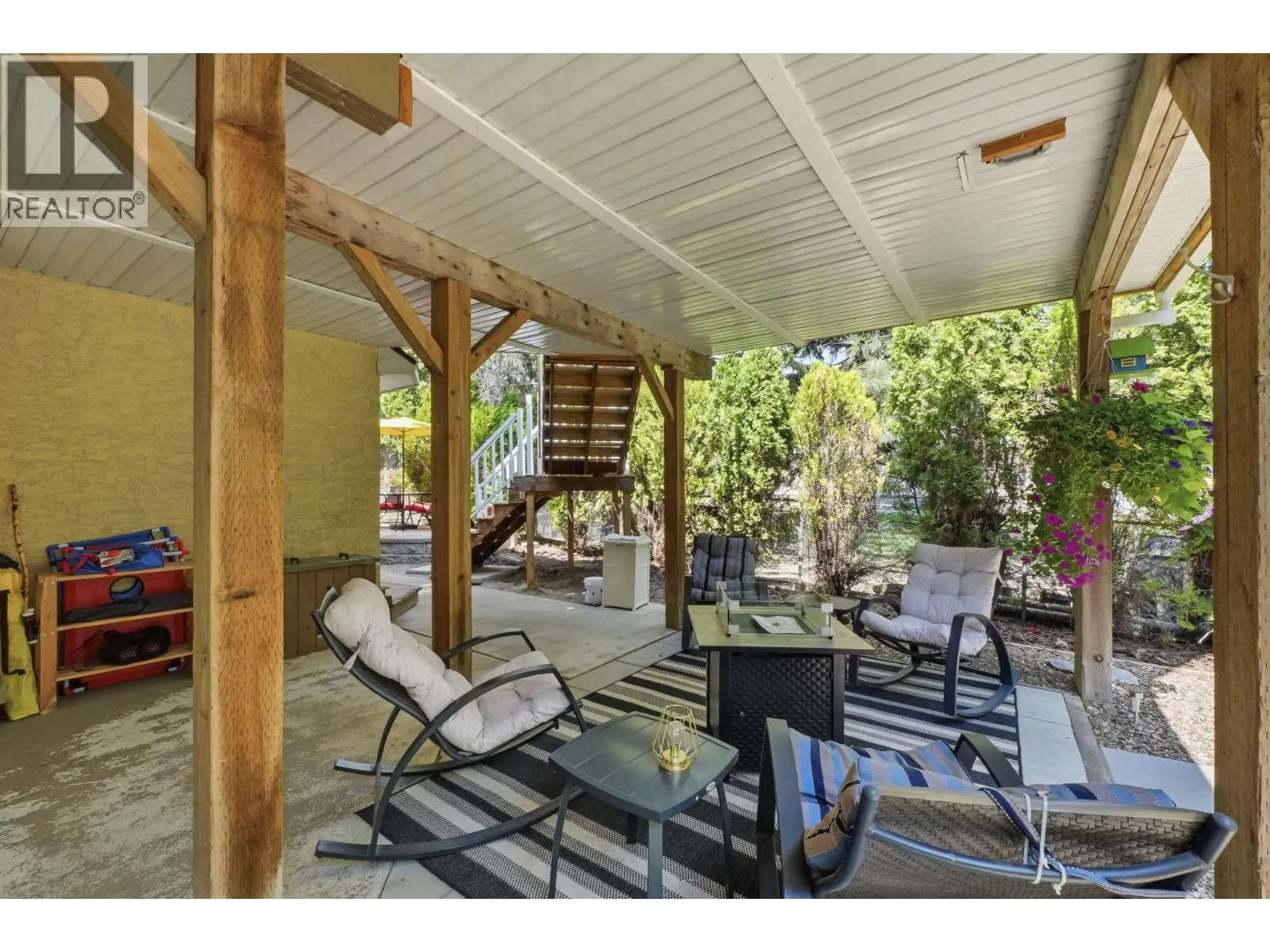 1977 Covington Crescent