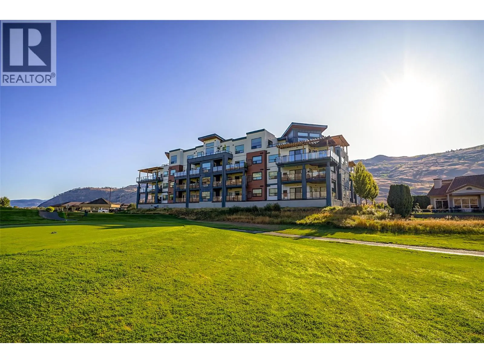 651 DUNES Drive Unit# 302