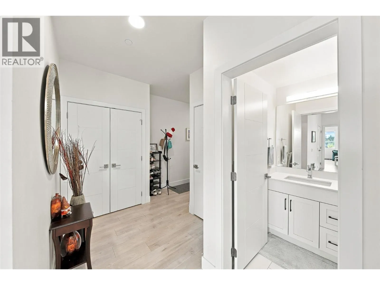 651 DUNES Drive Unit# 302