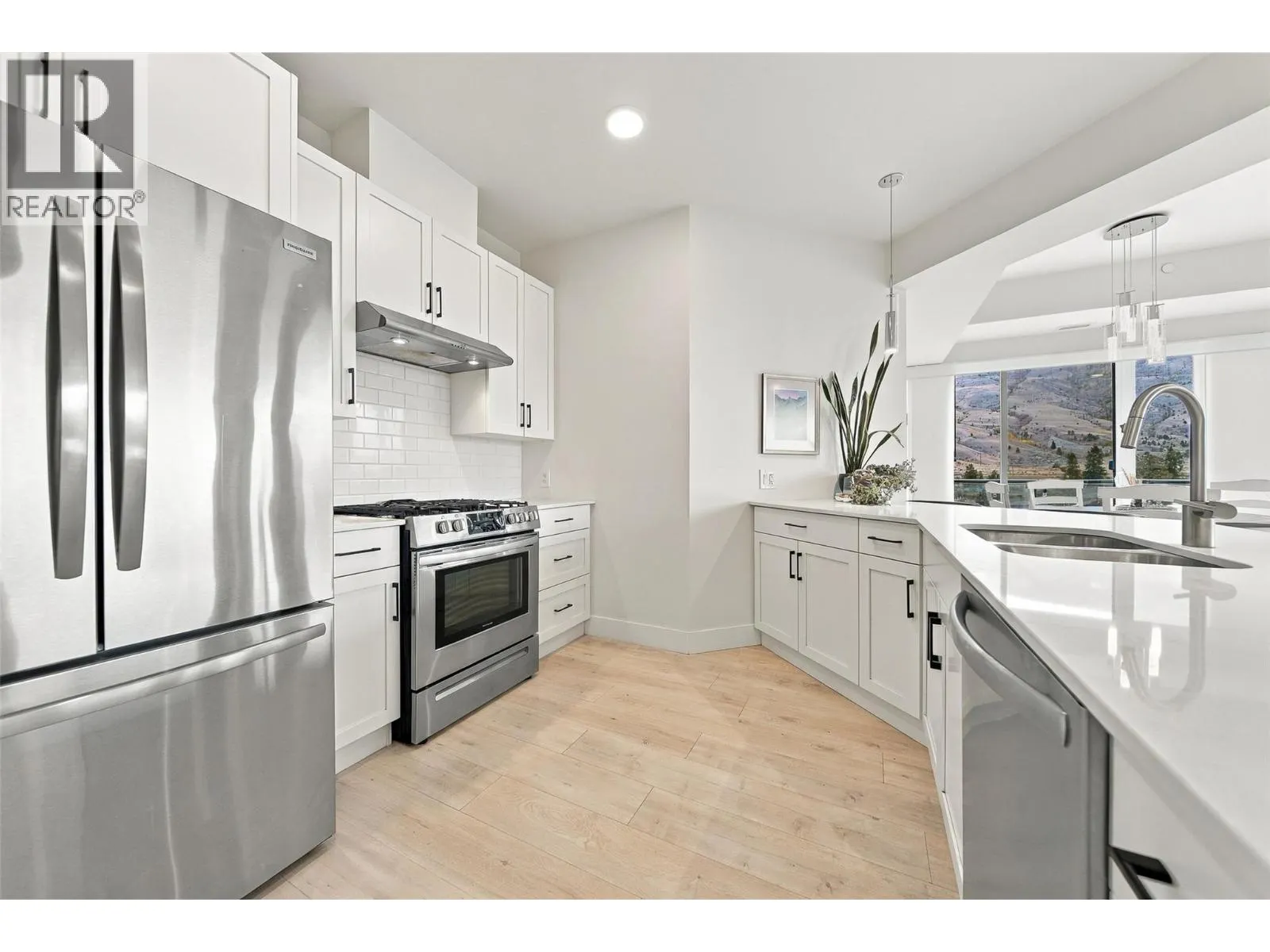 651 DUNES Drive Unit# 302