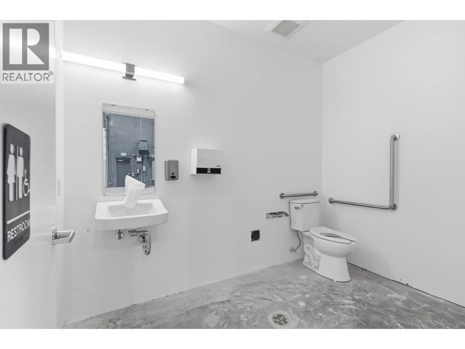 2642 Kyle Road Unit# 103/104