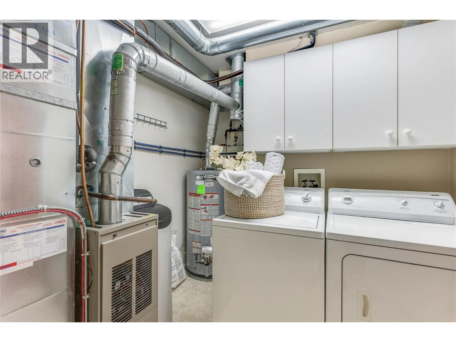 200 DOUGALL Road N Unit# 207