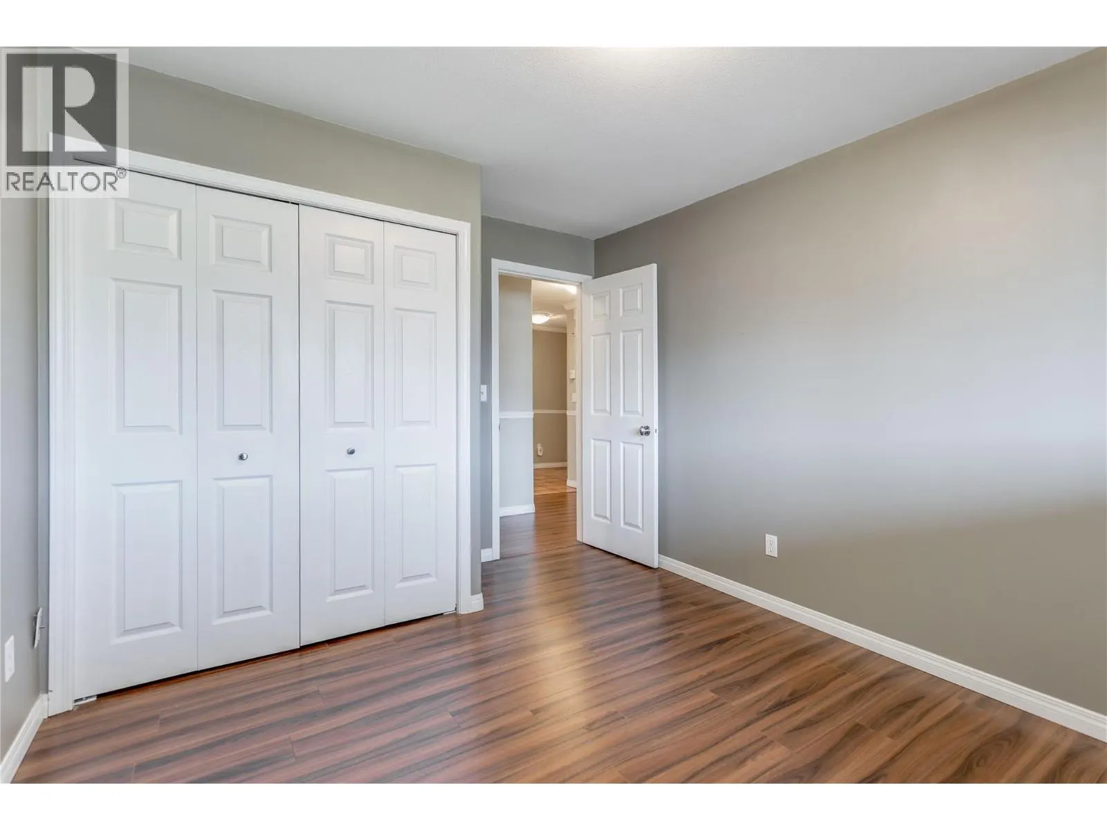 200 DOUGALL Road N Unit# 207