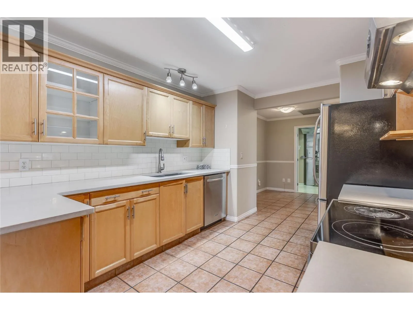 200 DOUGALL Road N Unit# 207