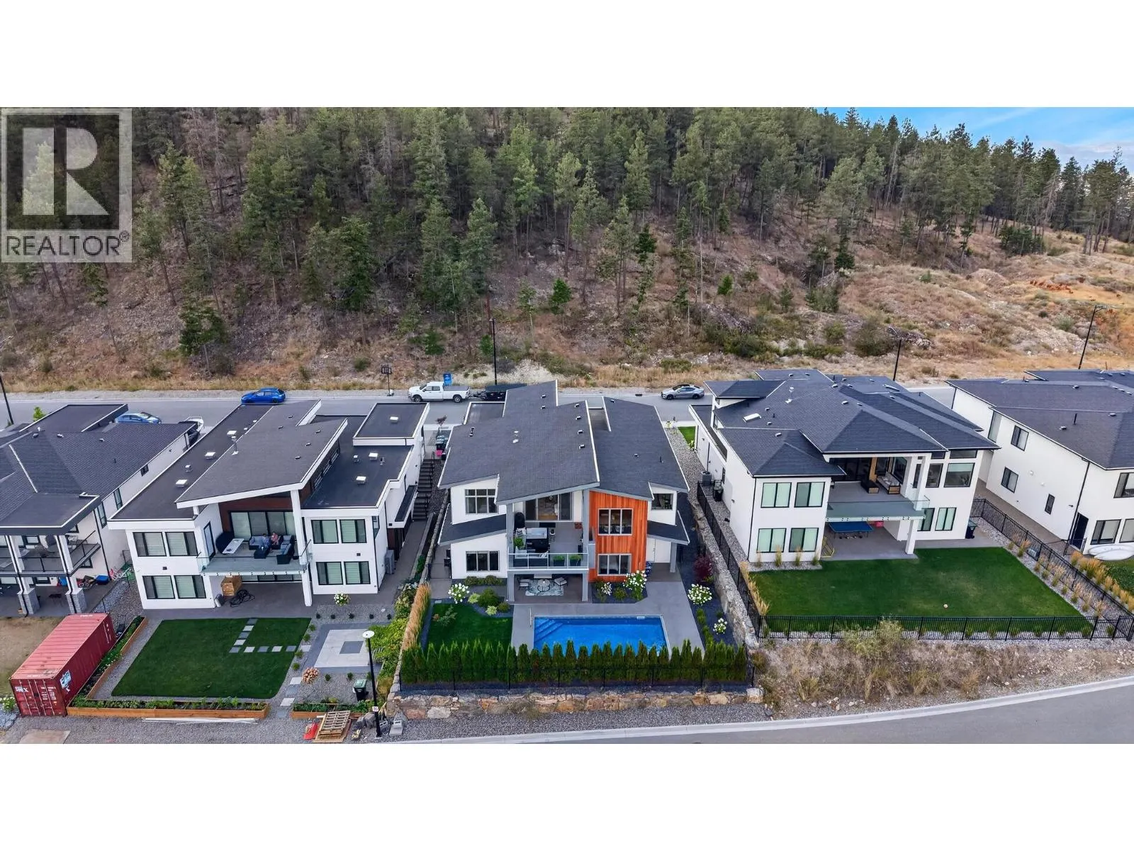 887 Loseth Drive