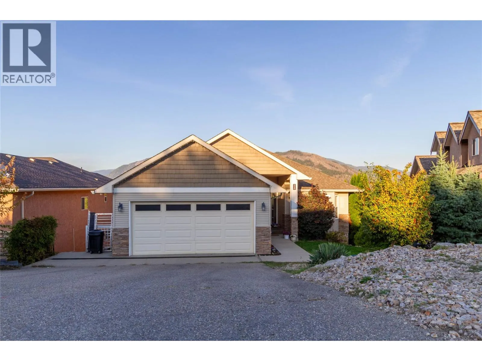 110 Red Rock Crescent