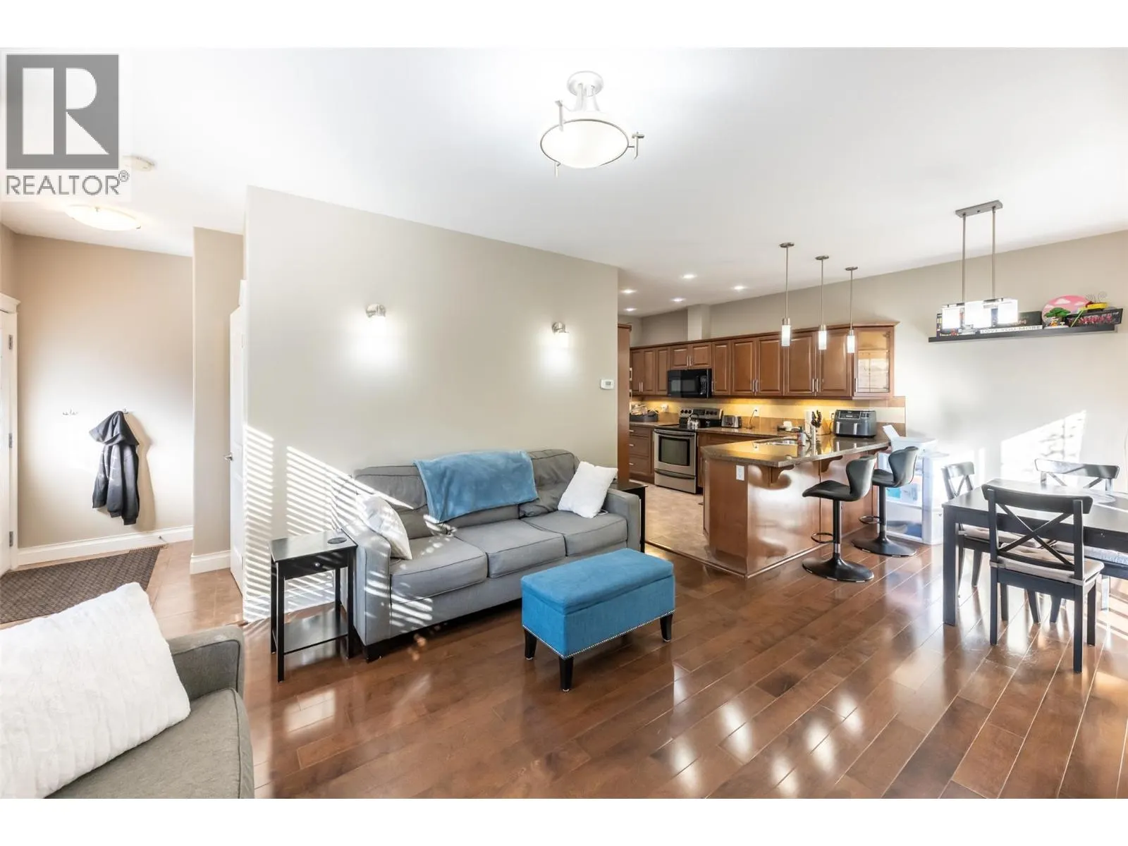 296 Kinney Avenue Unit# 104