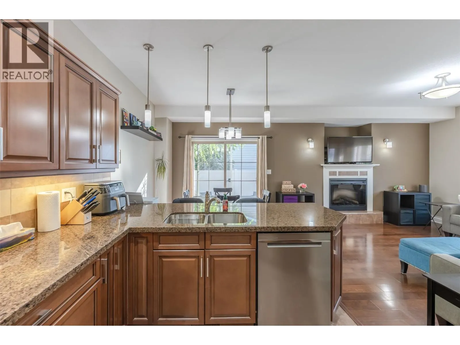 296 Kinney Avenue Unit# 104