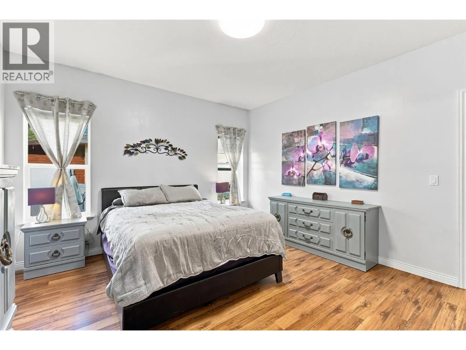 2955 Kicking Horse Drive