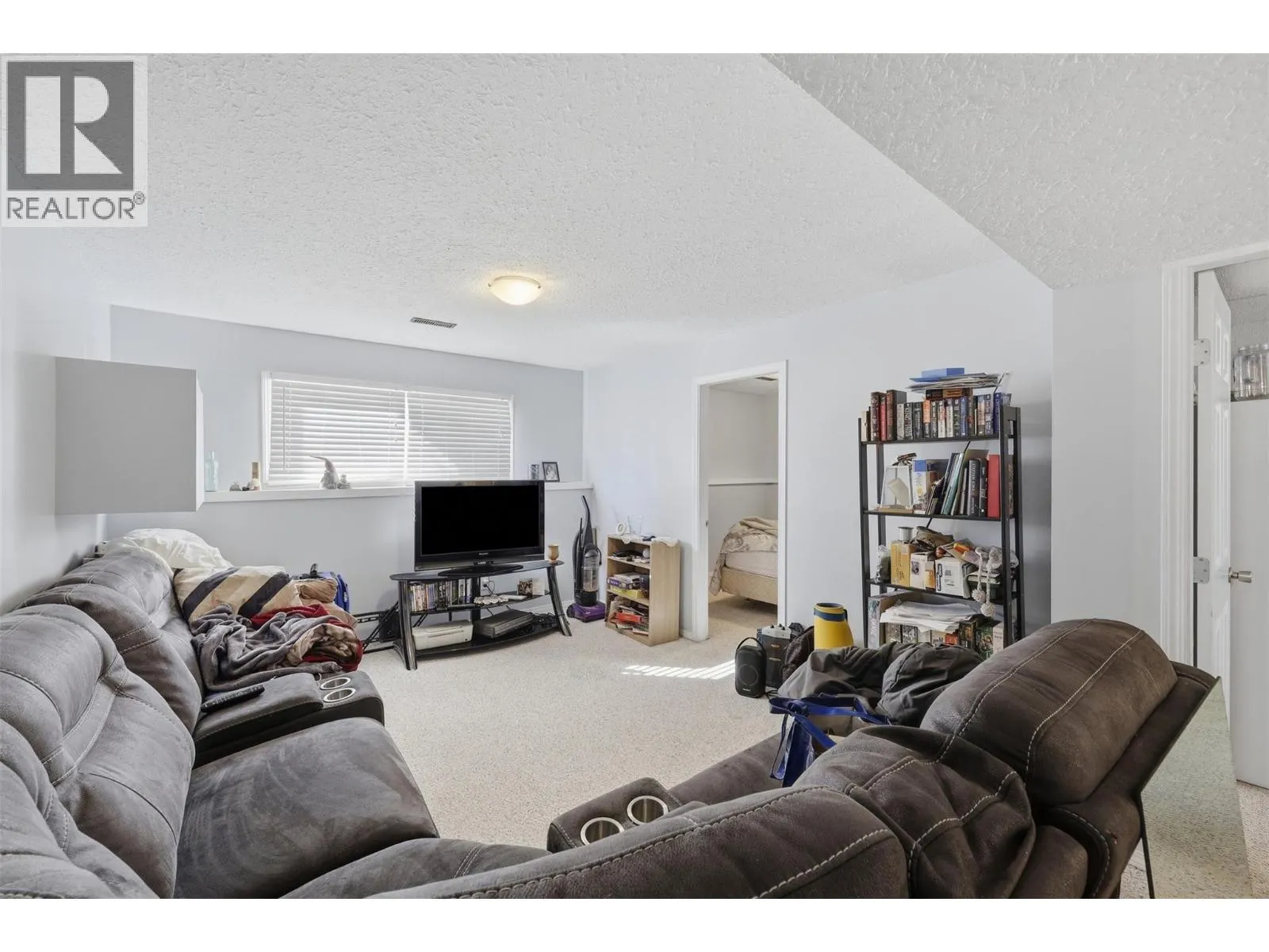 1580 Happyvale Place