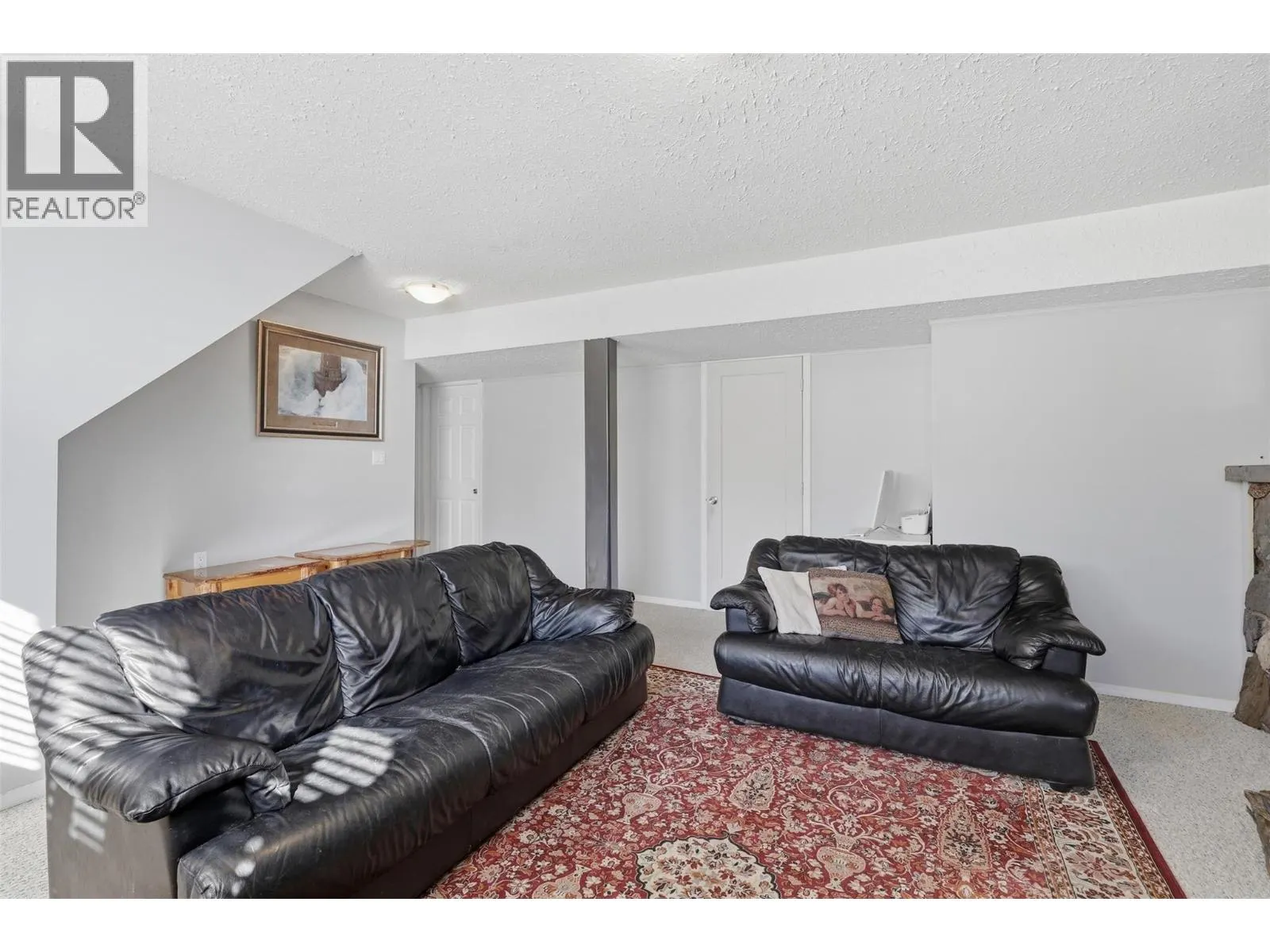 1580 Happyvale Place