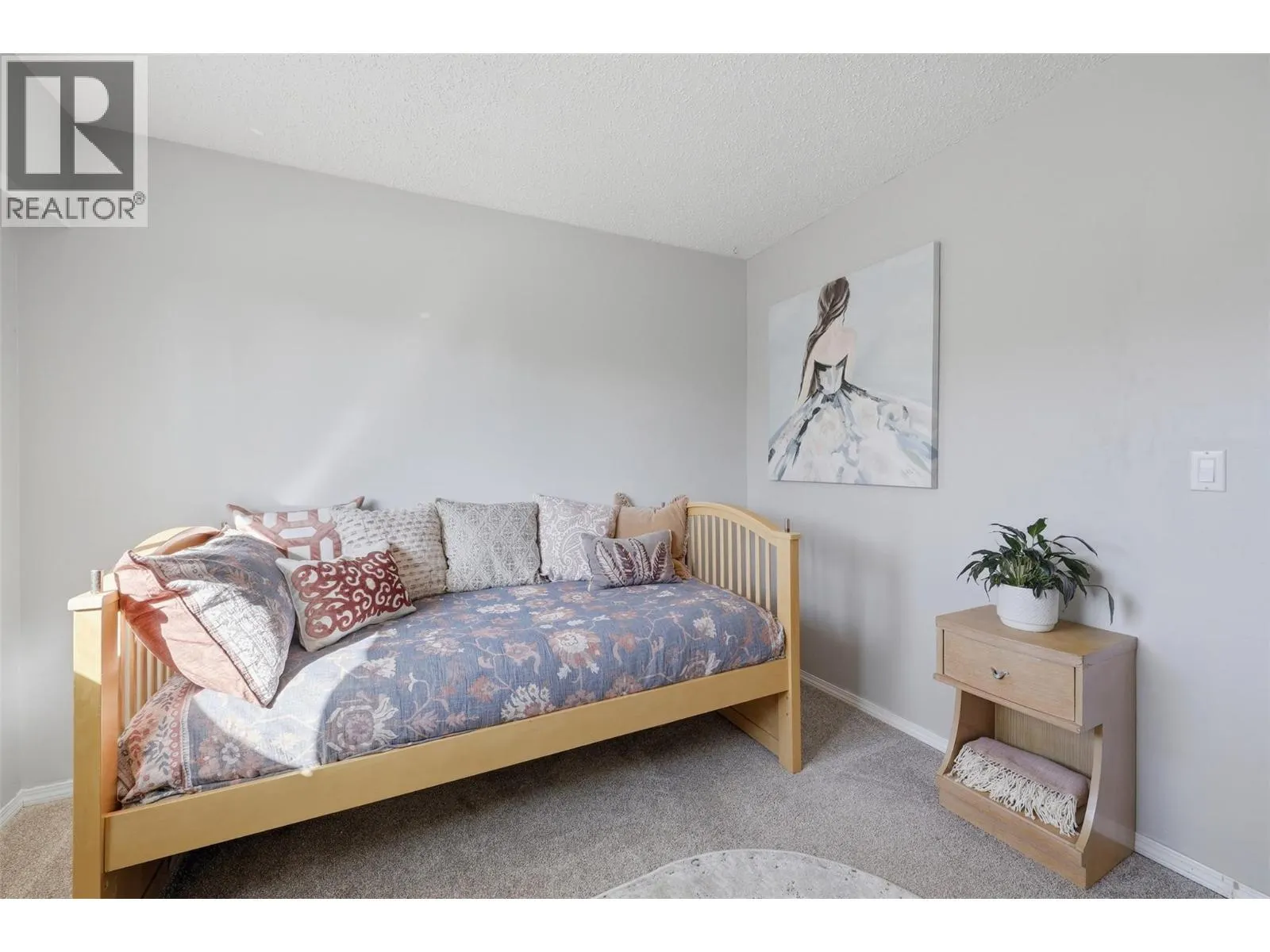 1580 Happyvale Place