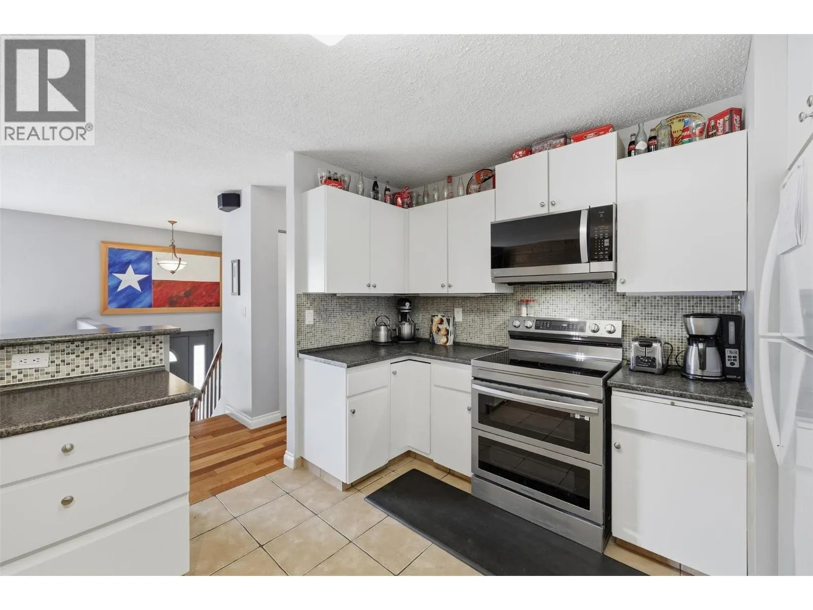 1580 Happyvale Place