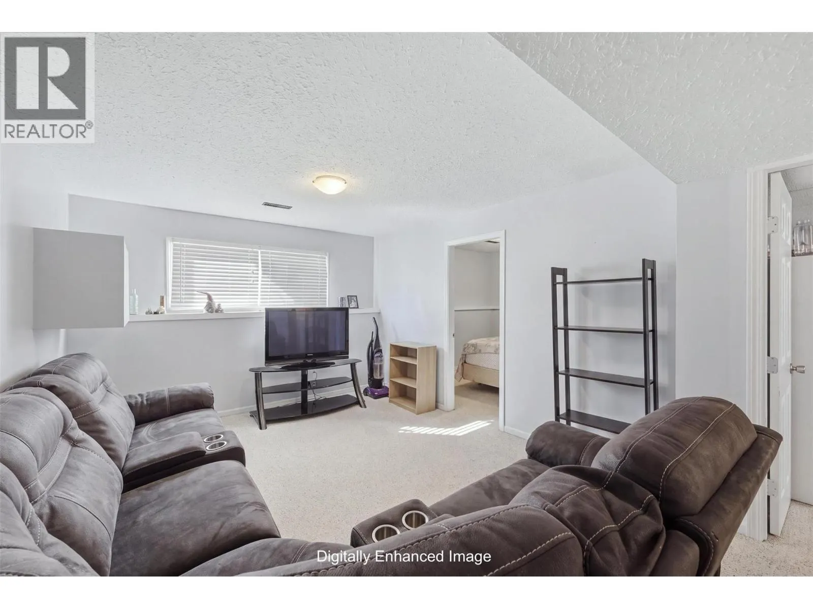 1580 Happyvale Place