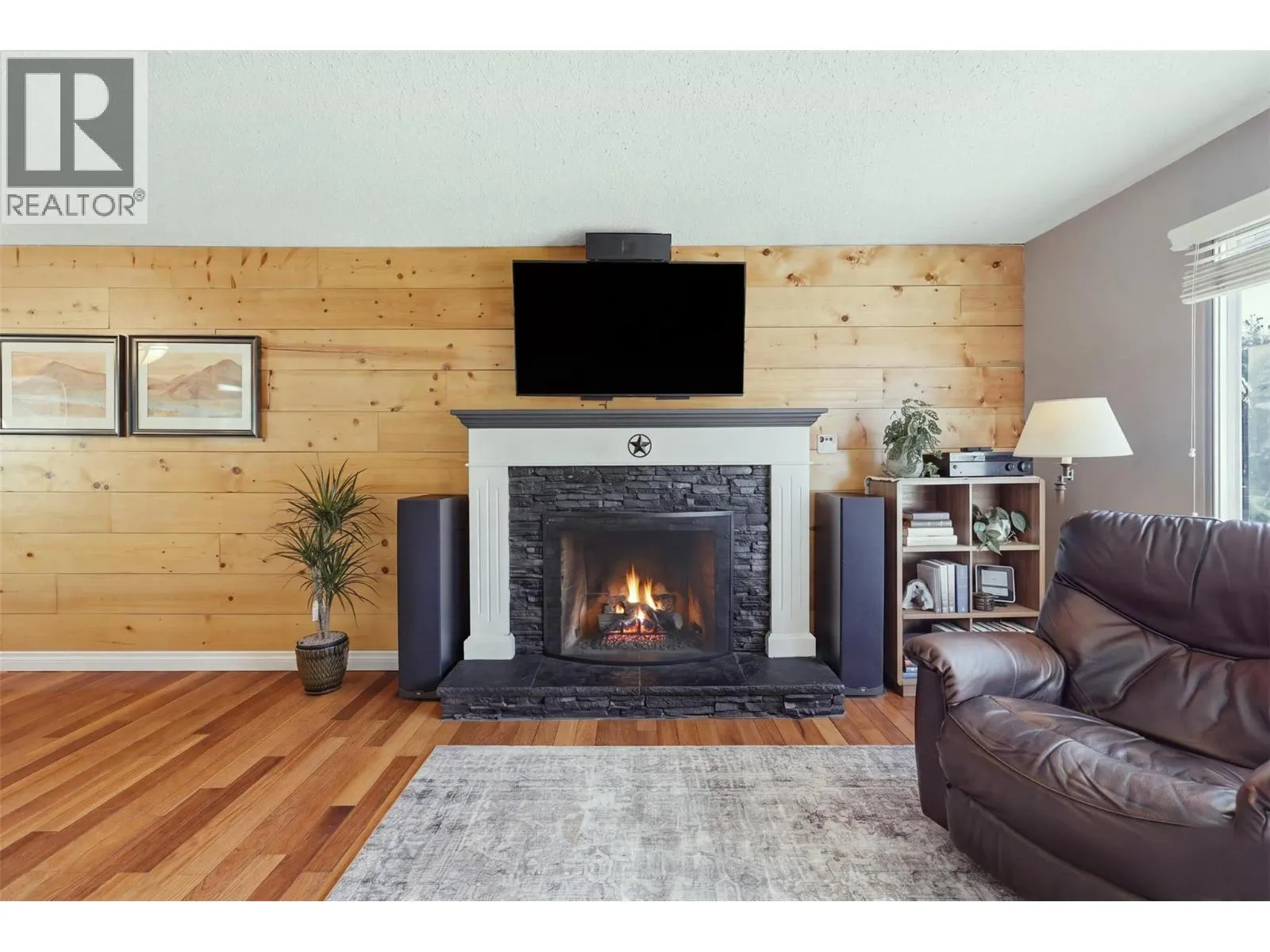 1580 Happyvale Place