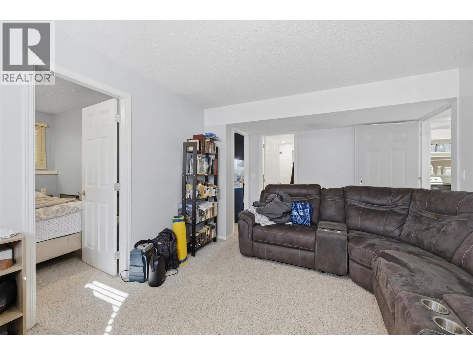 1580 Happyvale Place