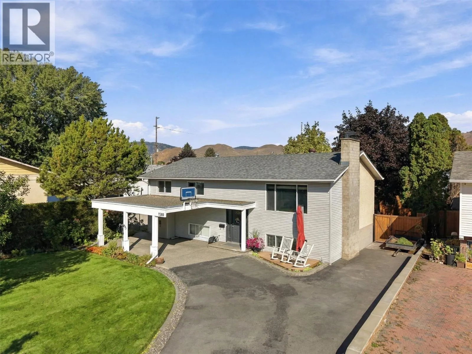 1580 Happyvale Place