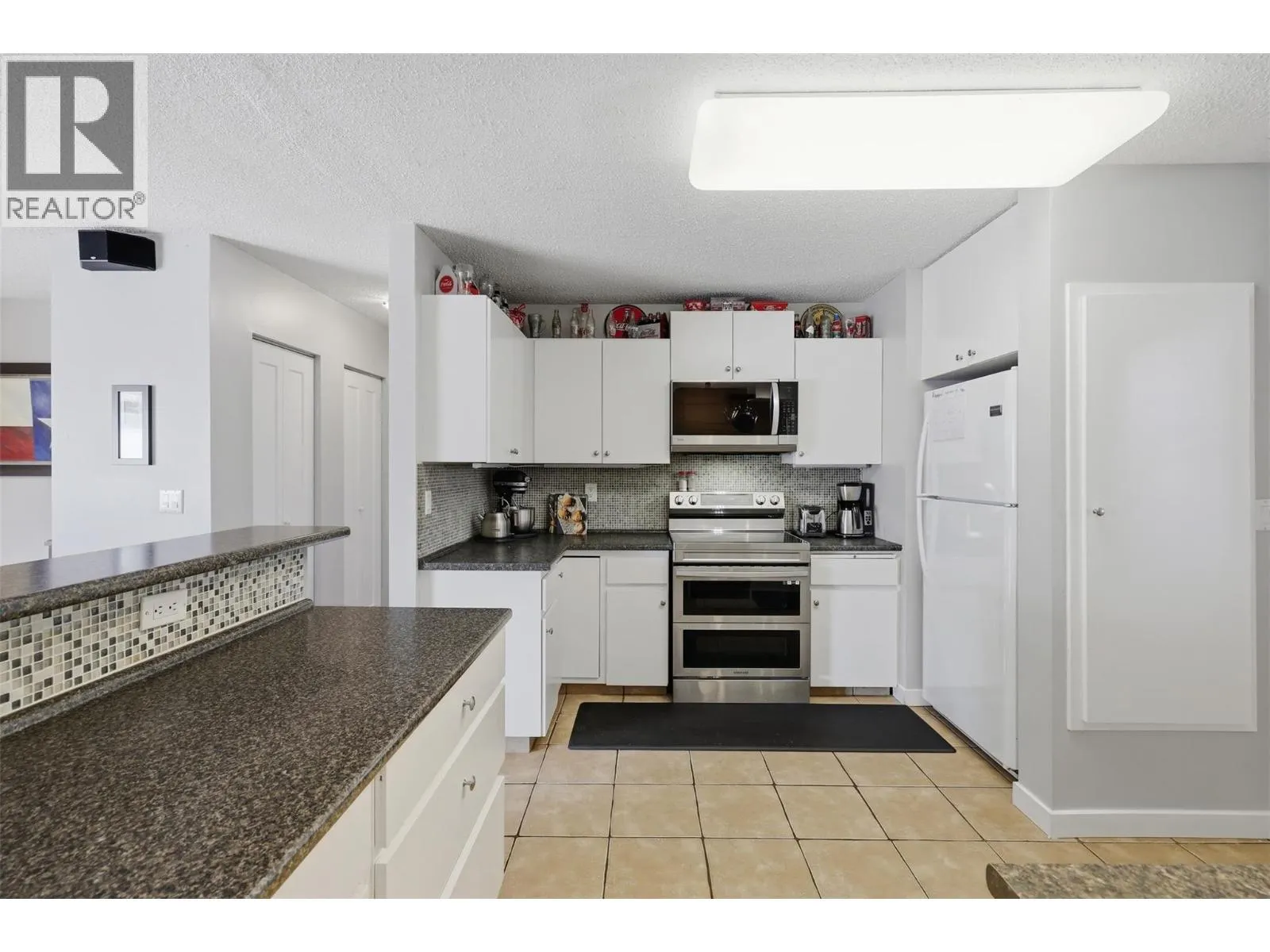 1580 Happyvale Place